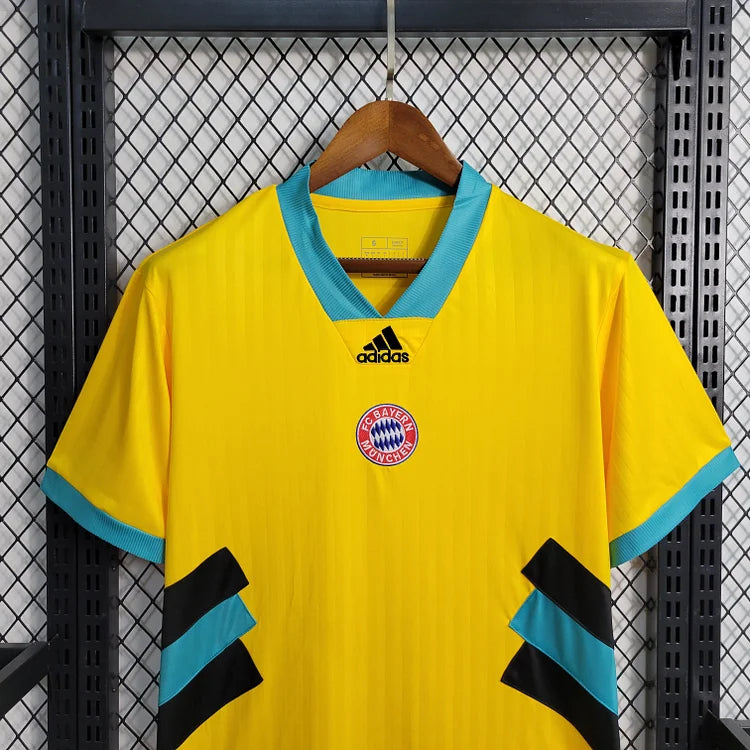2023-2024 Bayern München Icon Shirt - Geel