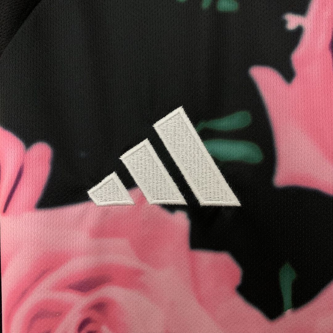 Real Madrid 2025-2026 Pink Snake Special Edition Shirt