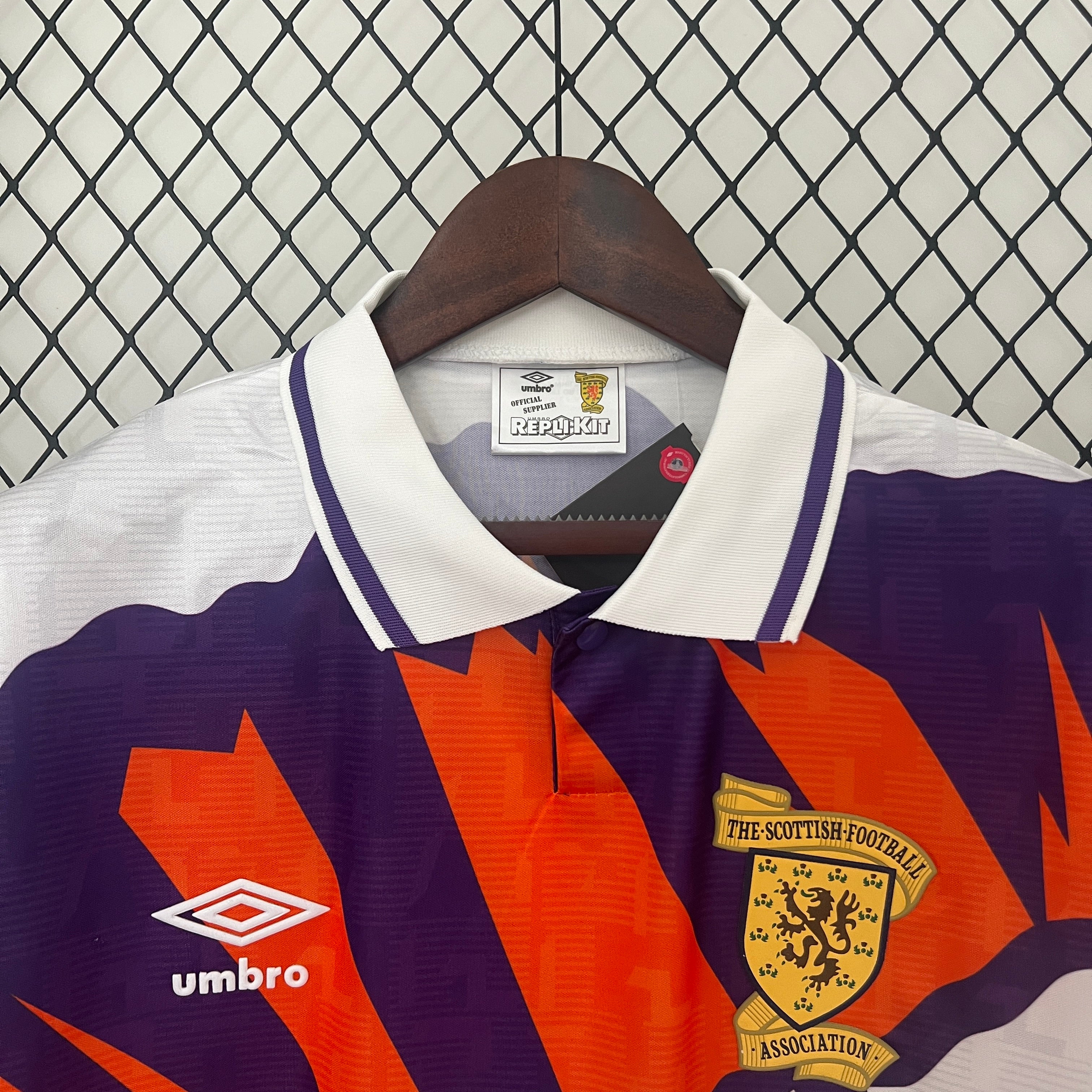 1992/1993 Scotland Away Jersey