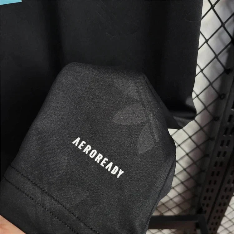 2024-2025 Bayern München Limited Edition Special Shirt - Zwart