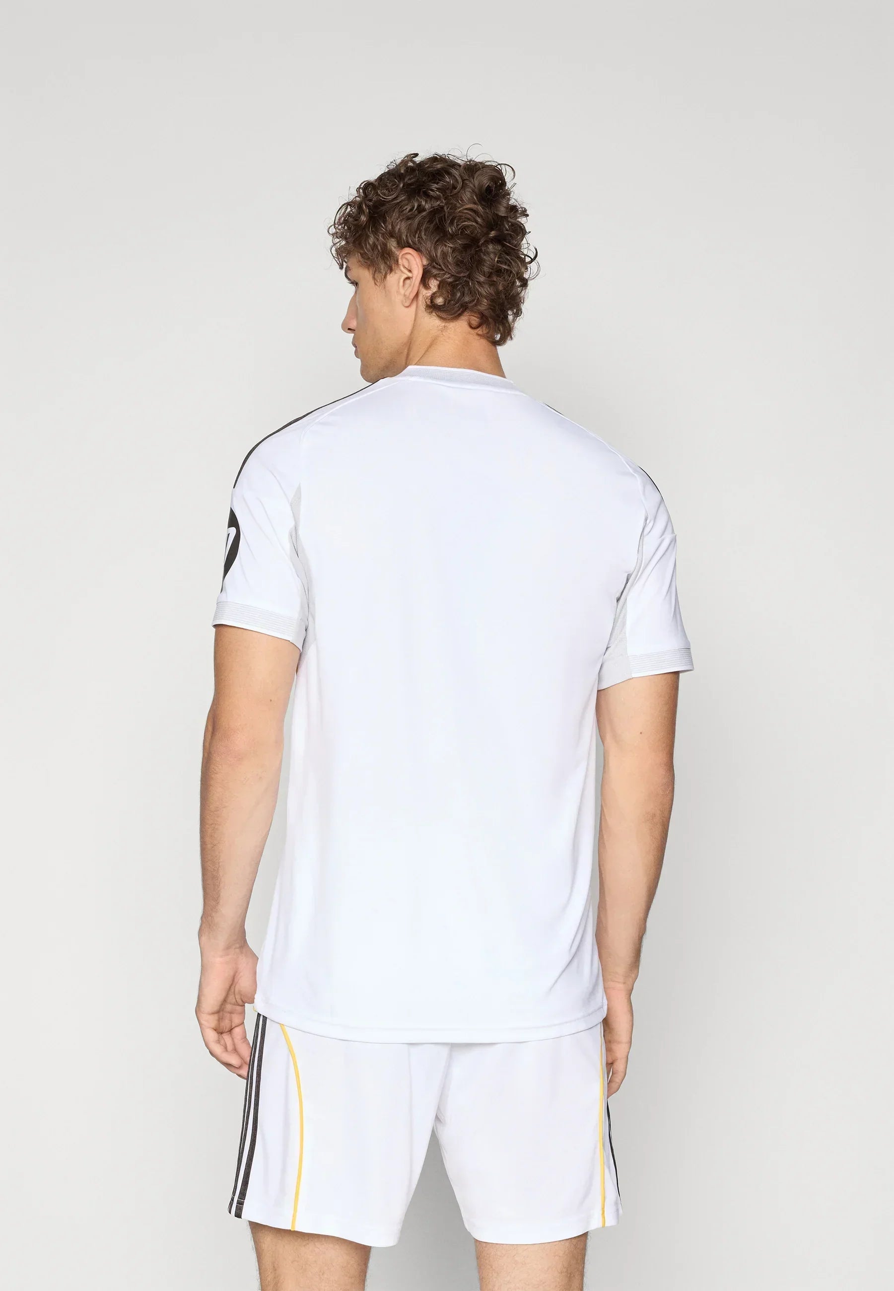 Maillot Real Madrid 25/26 - Domicile - Édition Joueur