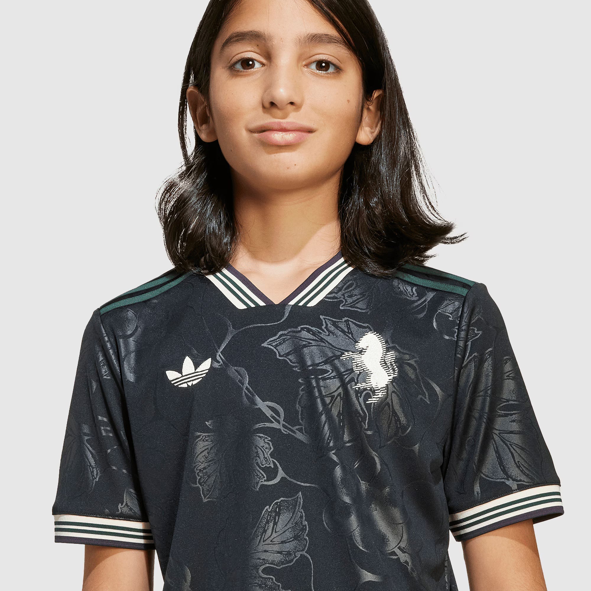 25/26 Juventus Kindershirt - Derde