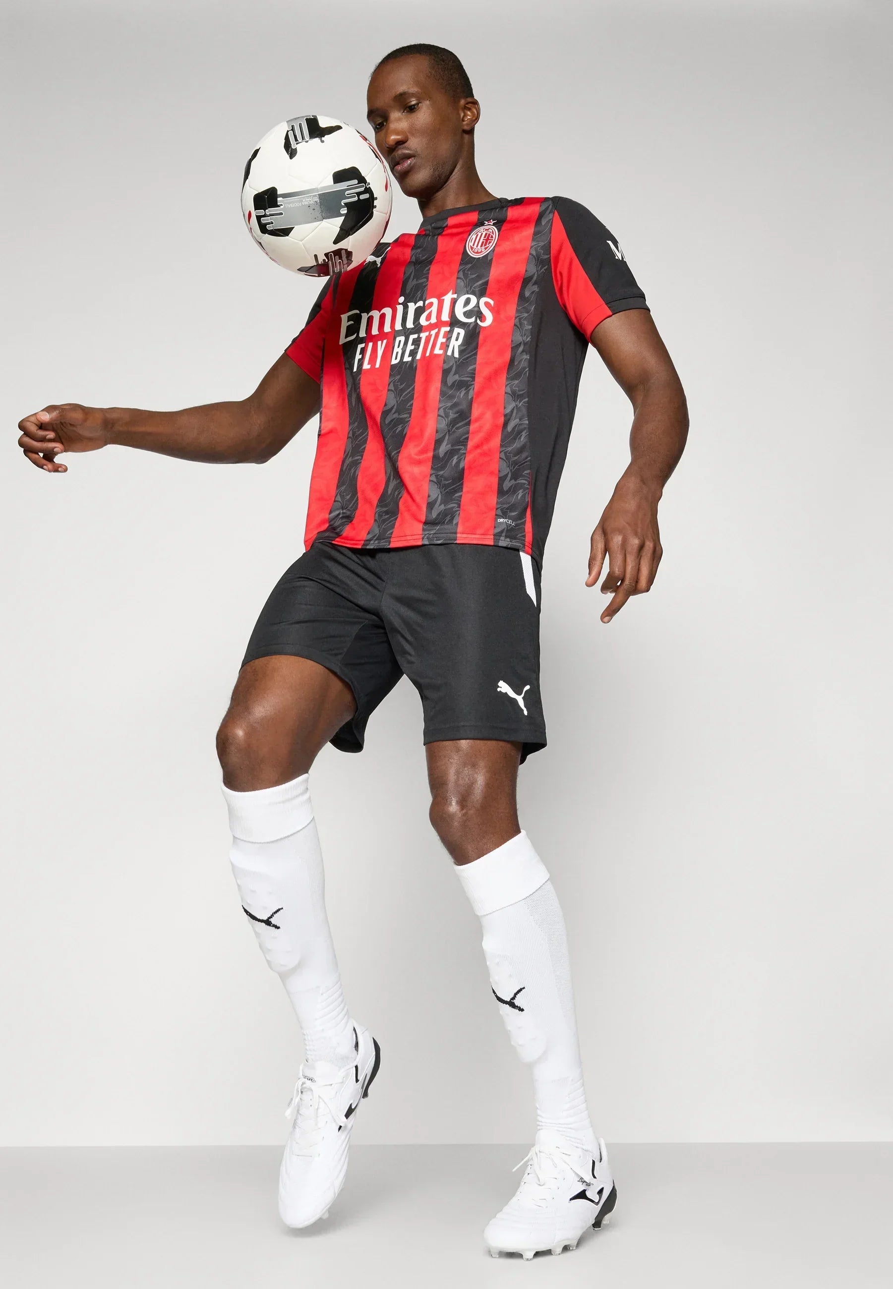 25/26 AC Milan Shirt - Thuis