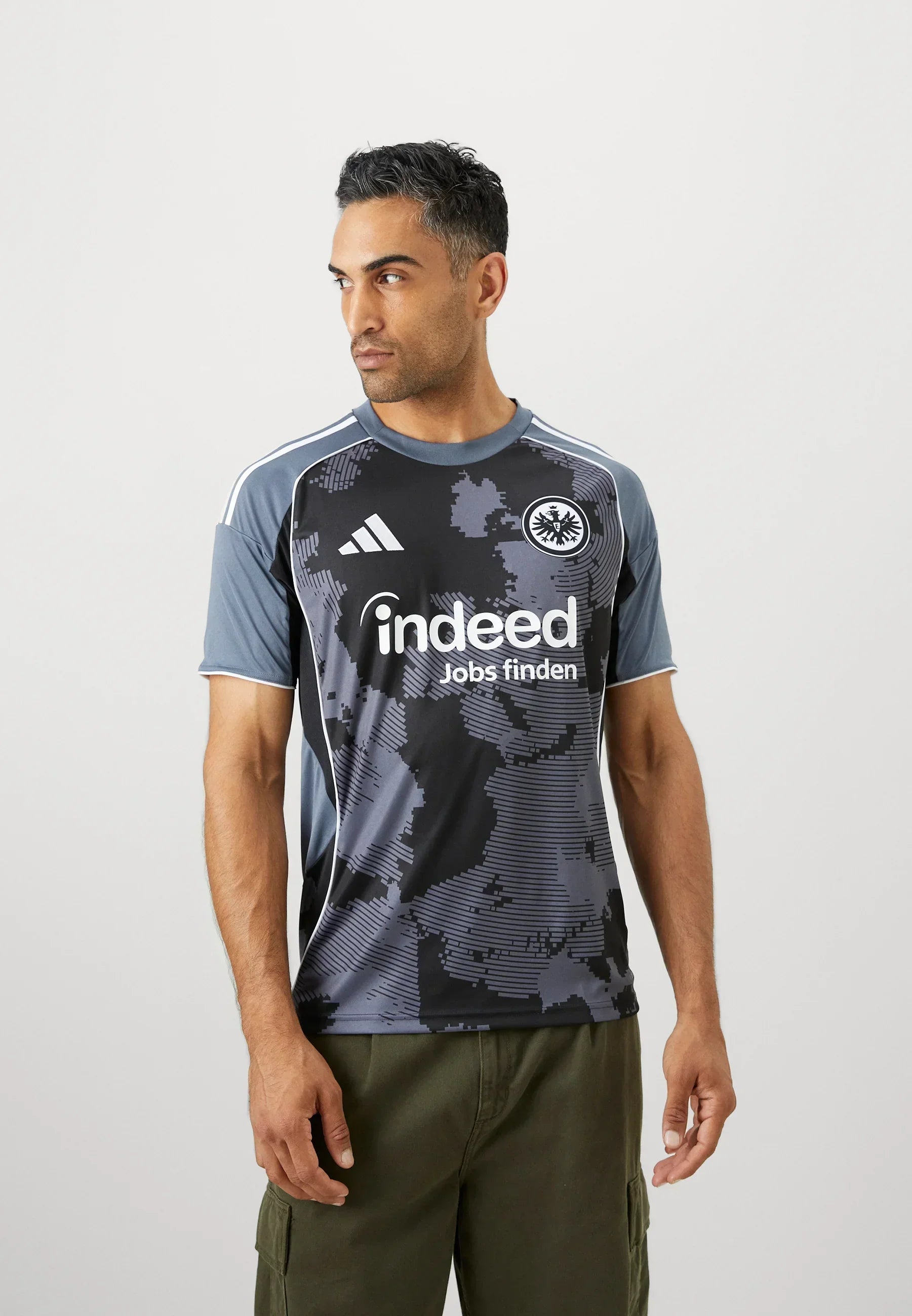 25/26 Eintracht Frankfurt Shirt - Derde