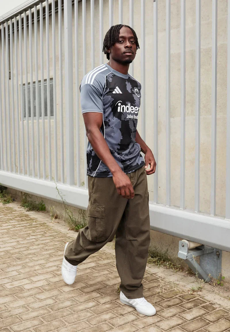 25/26 Eintracht Frankfurt Shirt - Derde