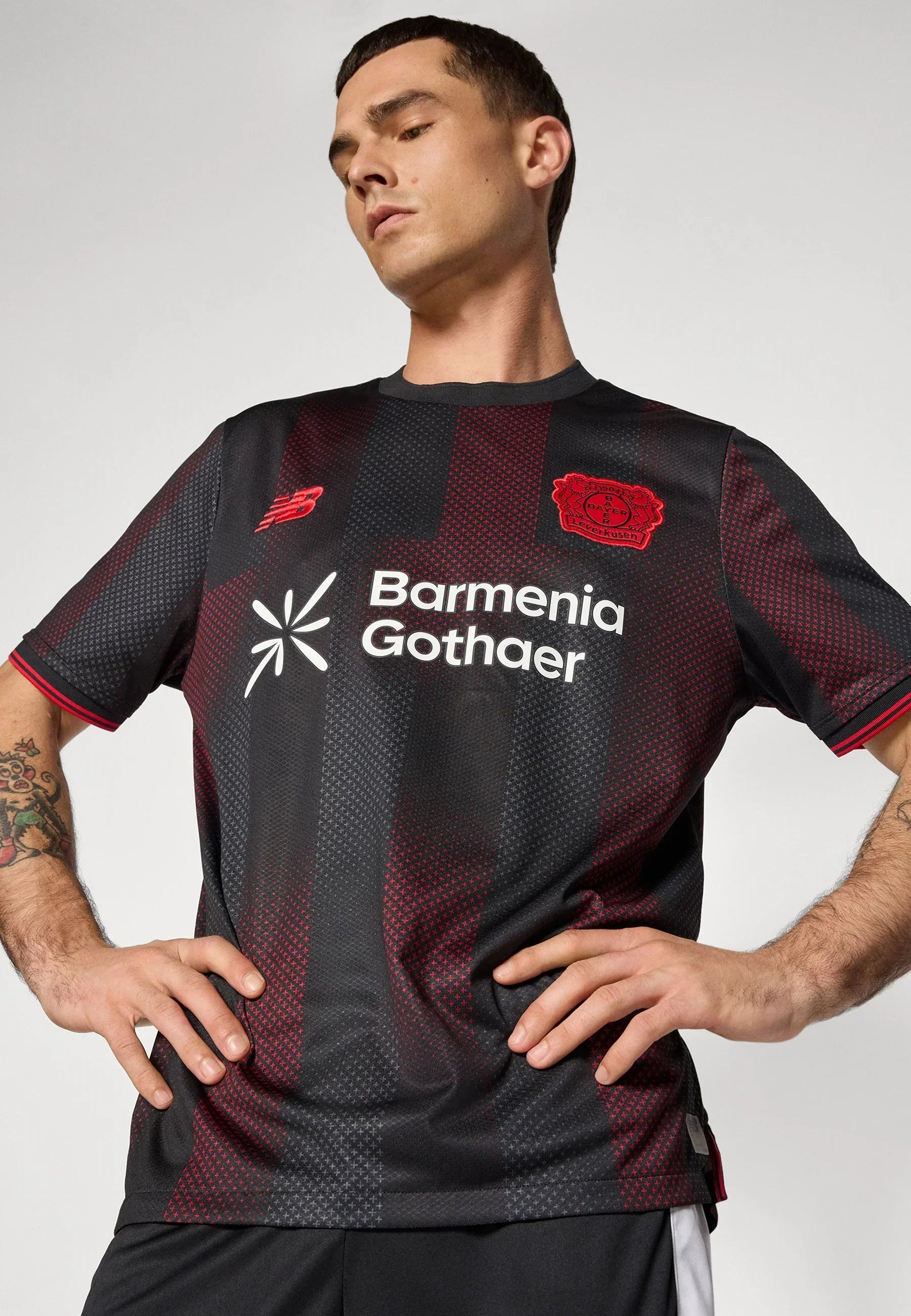 25/26 Bayer 04 Leverkusen Shirt - Thuis