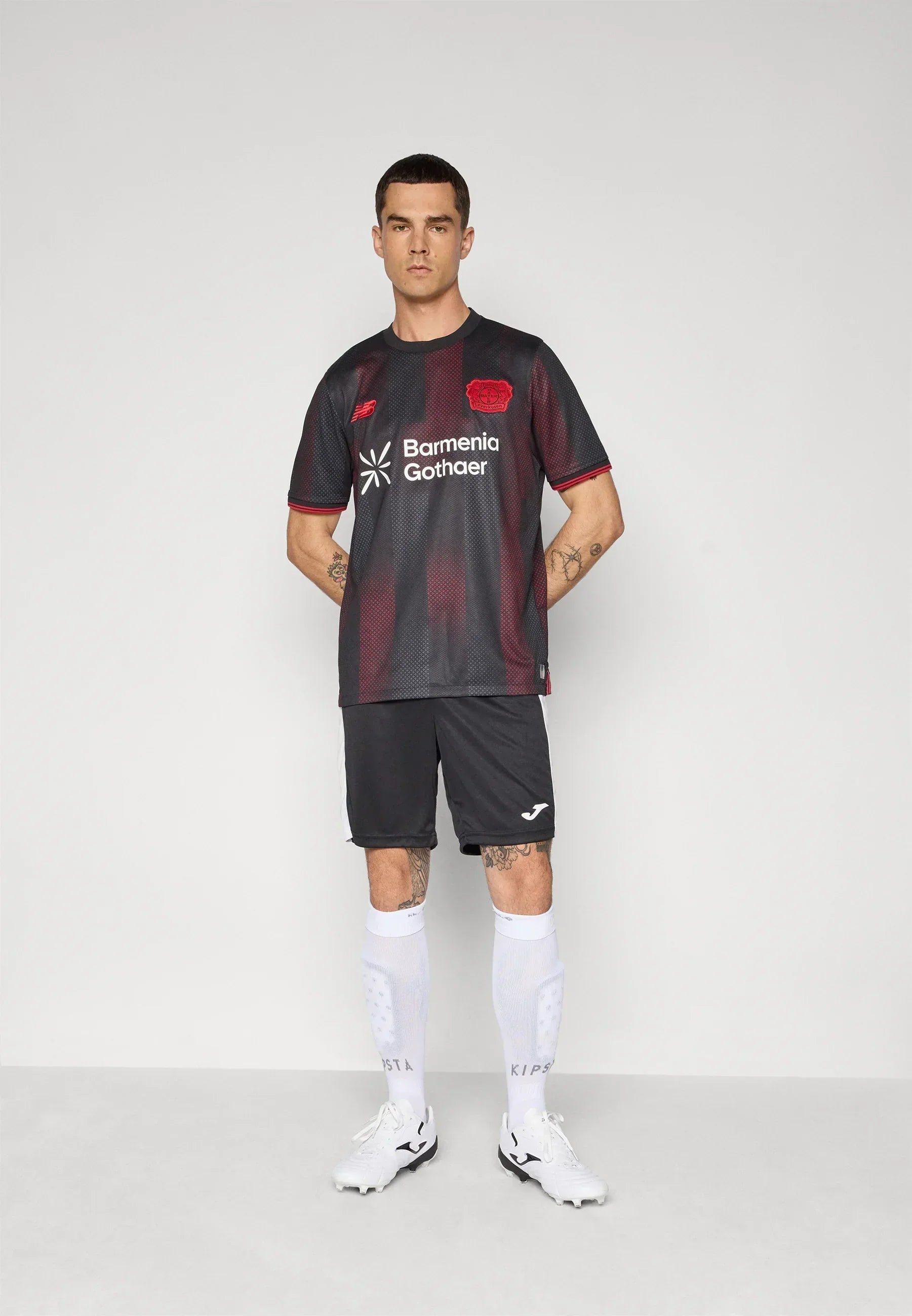 25/26 Bayer 04 Leverkusen Shirt - Thuis