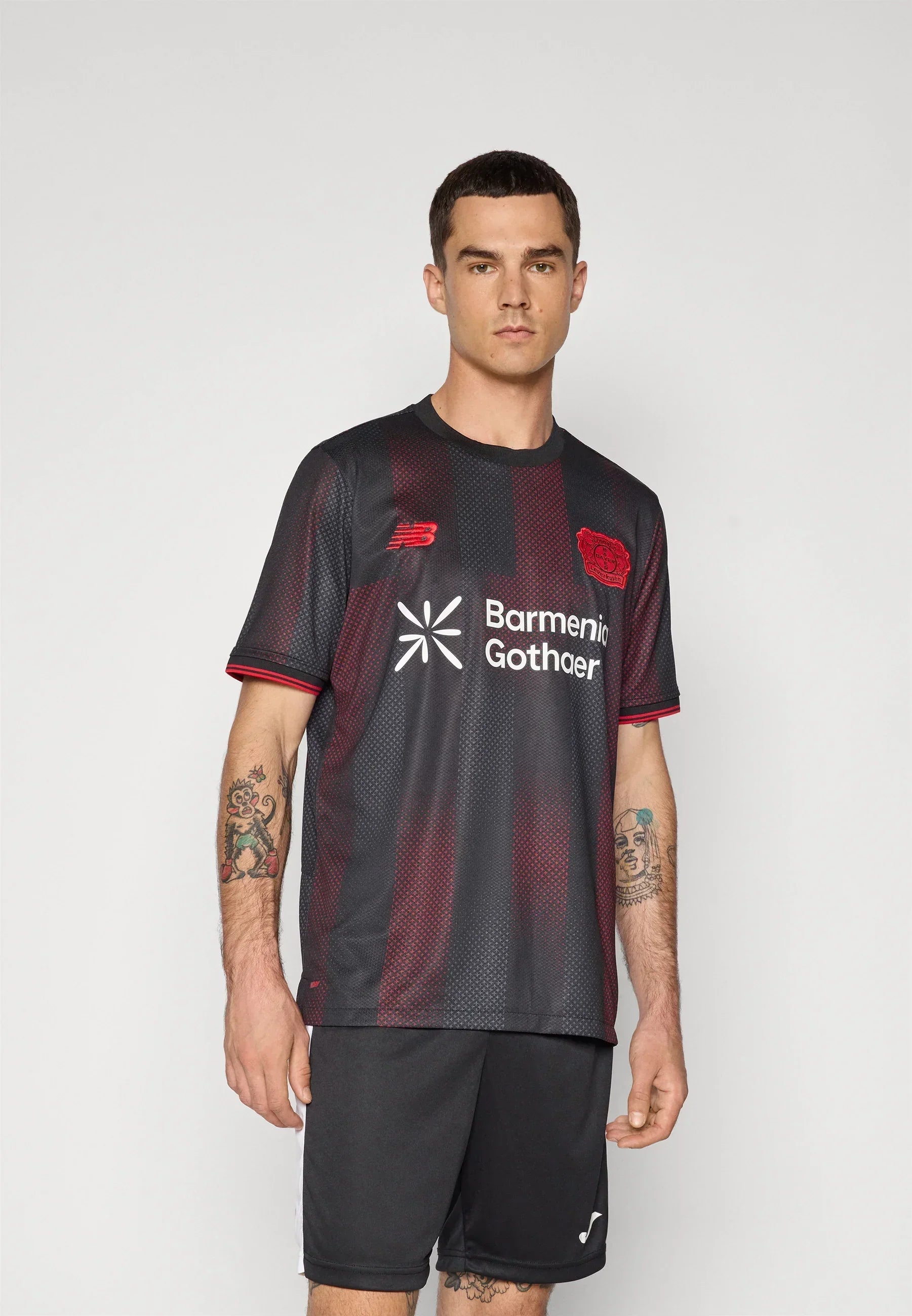 25/26 Bayer 04 Leverkusen Shirt - Thuis