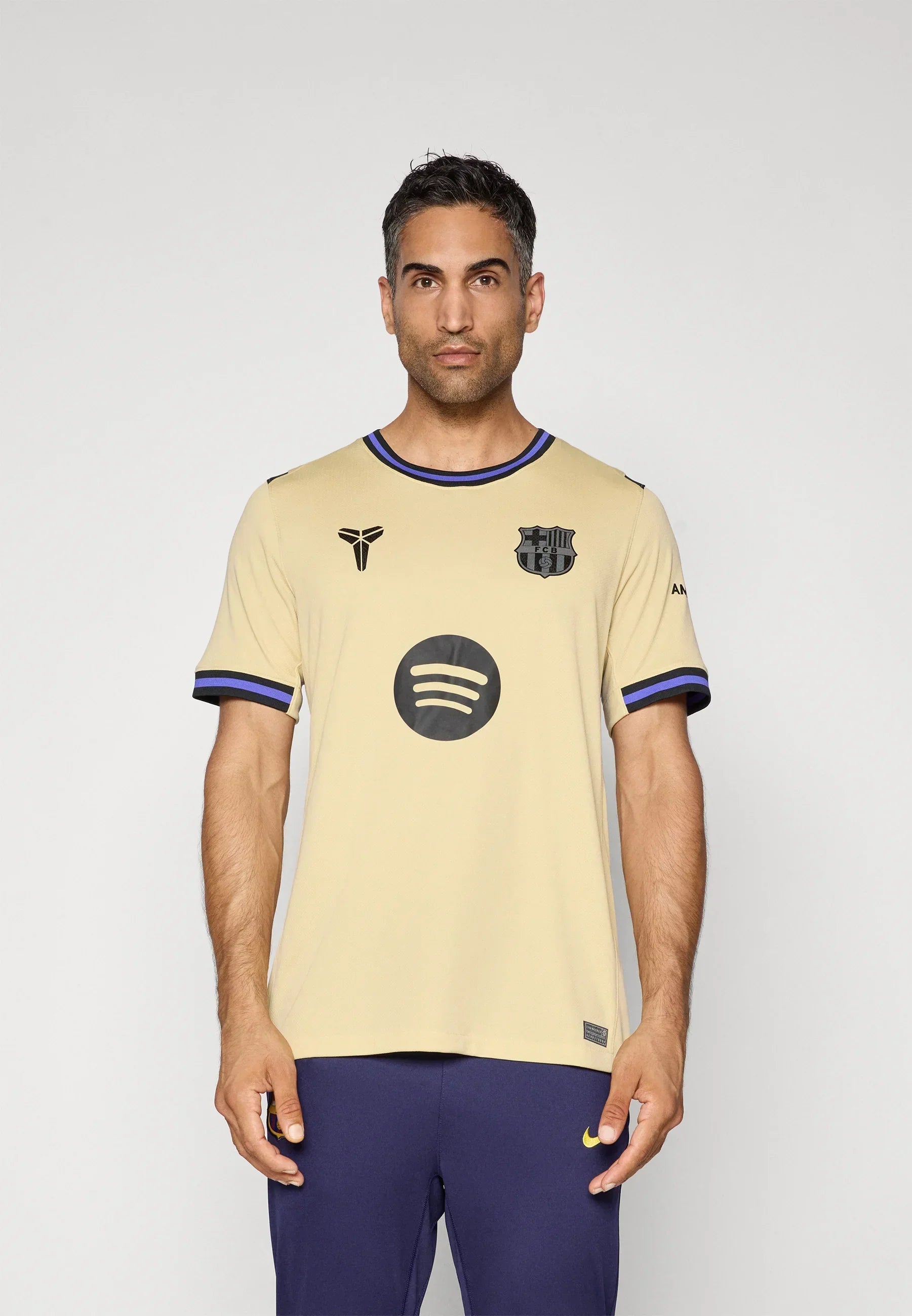 25/26 FC Barcelona Shirt - Uit - Kobe Bryant Editie