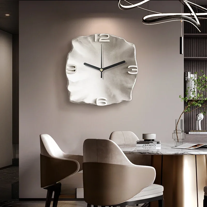 Horloge murale moderne en grès 3D à quartz silencieuse