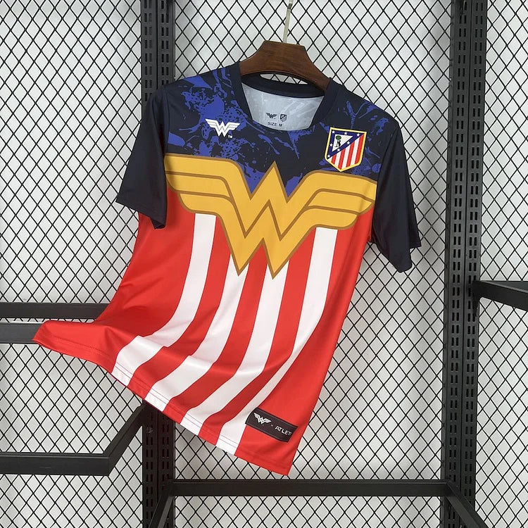 Maillot spécial Athletico Madrid x Wonder Woman 2025-2026