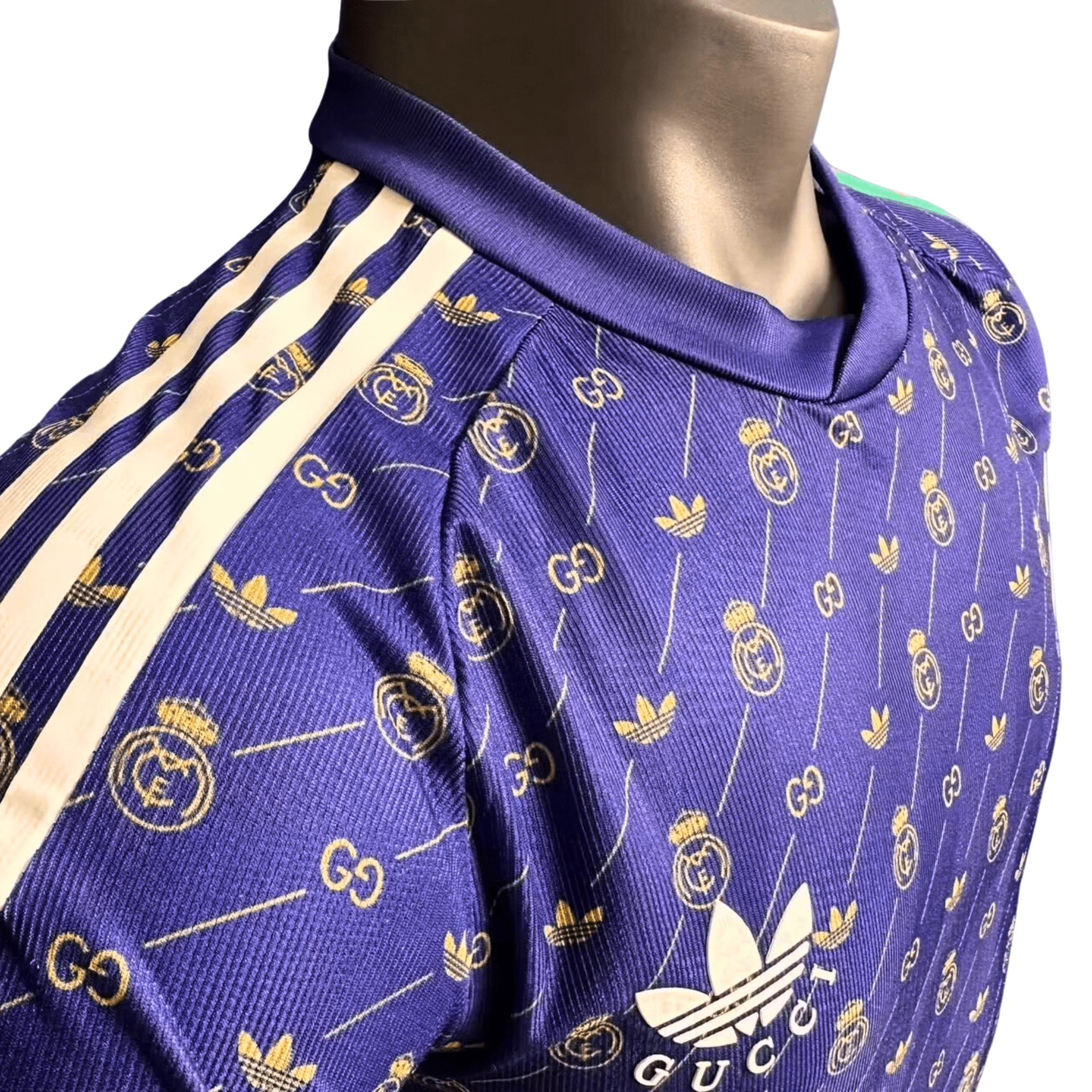 24/25 Real Madrid Shirt - Paarse Gucci Editie