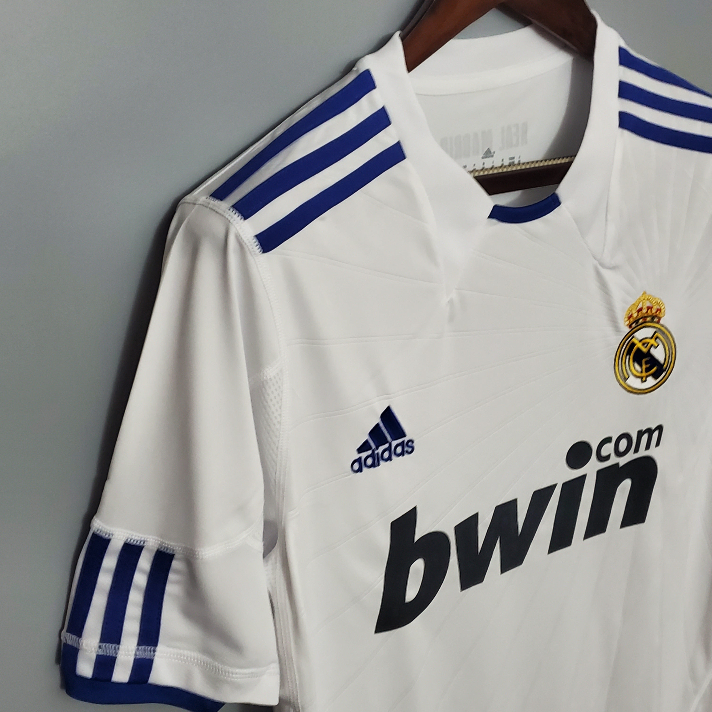 2010-2011 Real Madrid Thuis Retro Shirt
