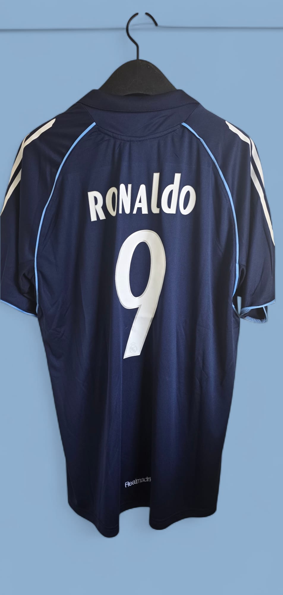 2005-2006 Real Madrid Away Blue Retro Shirt