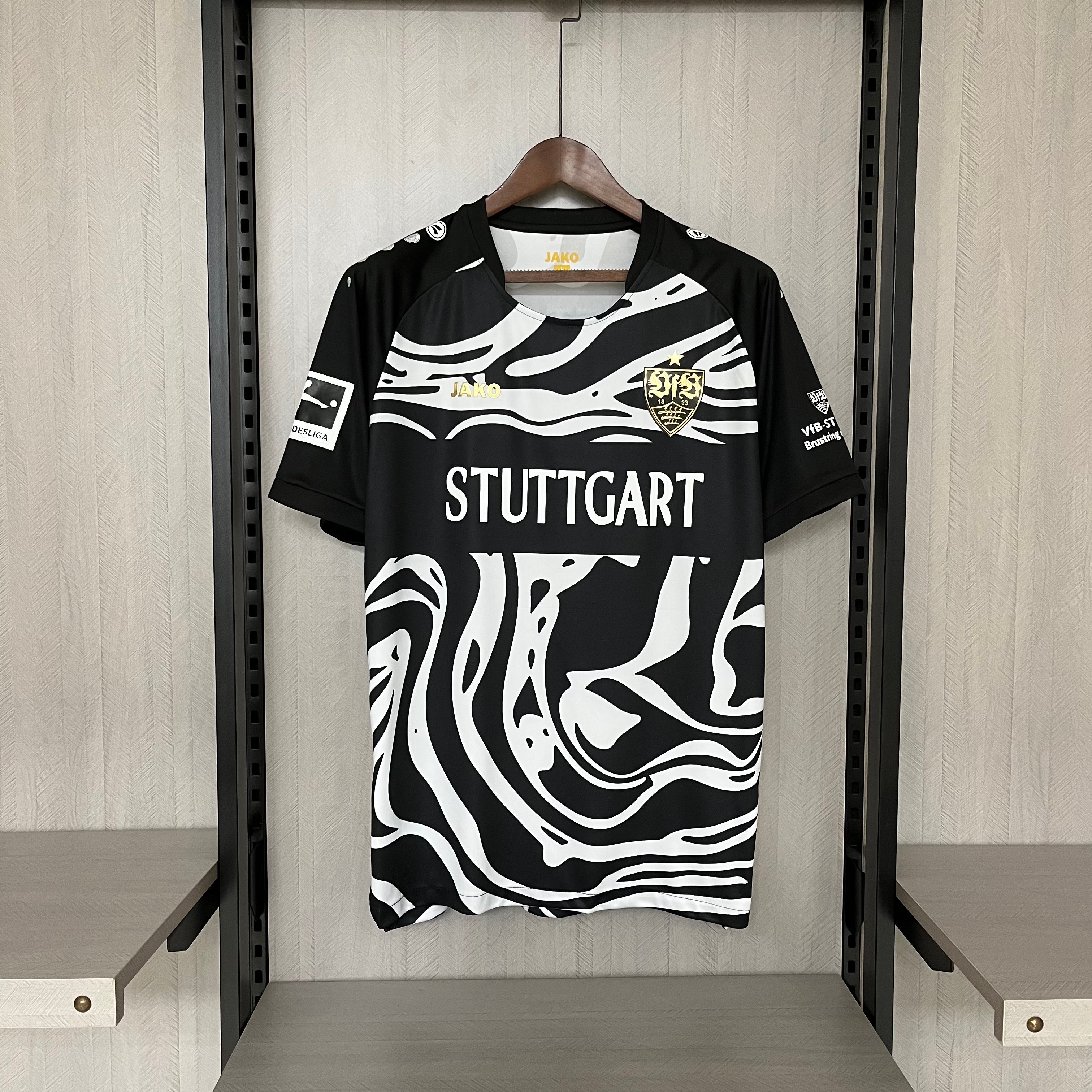 Maillot noir édition spéciale Stuttgart 2023-2024