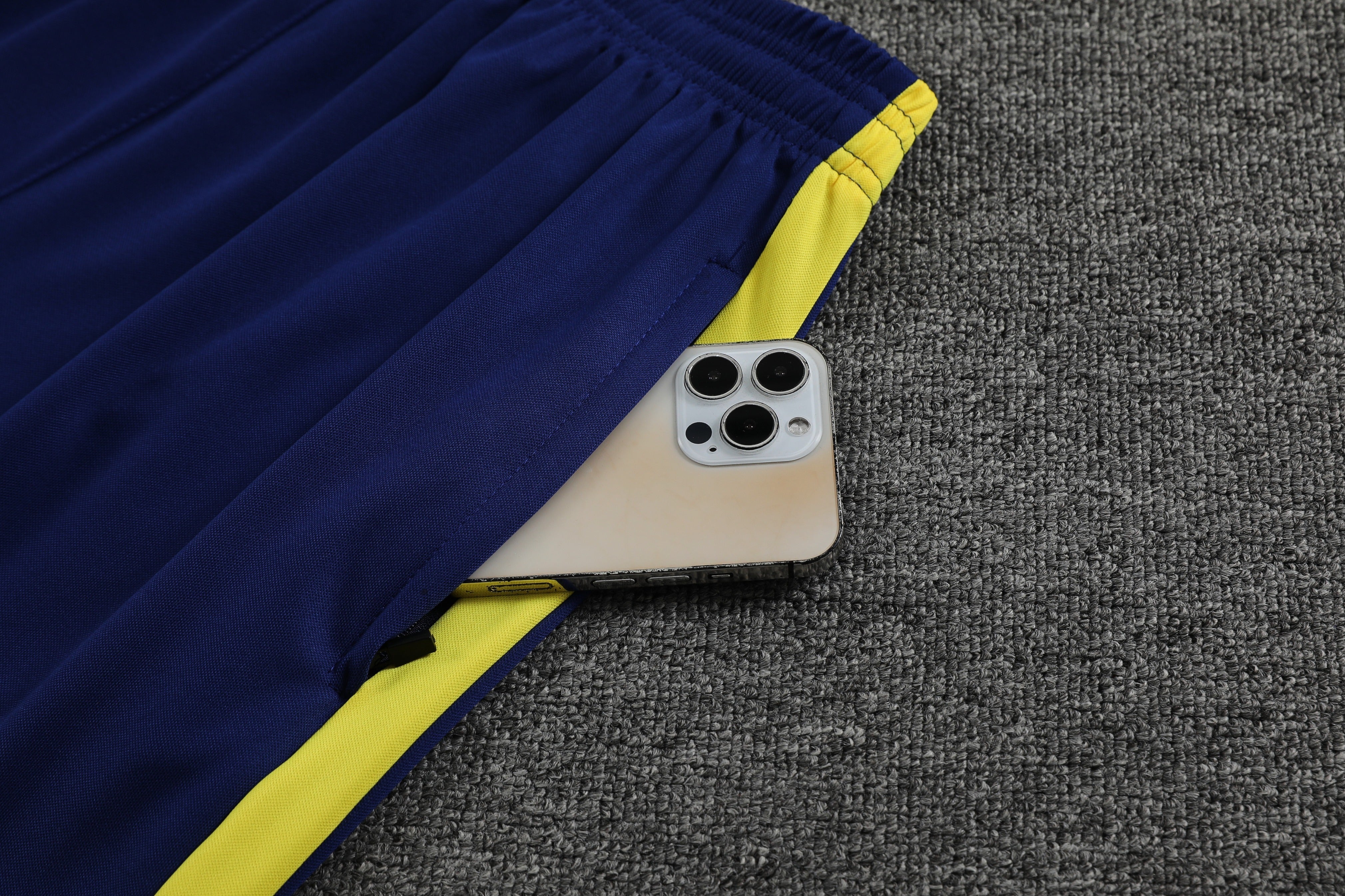 24/25 FC Barcelona Zomer Trainingsset - Blaugrana Mouwloos