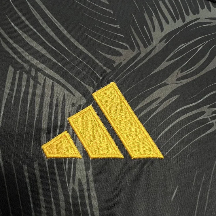 Maillot Real Madrid 2024/25 - Édition spéciale Tigre Noir