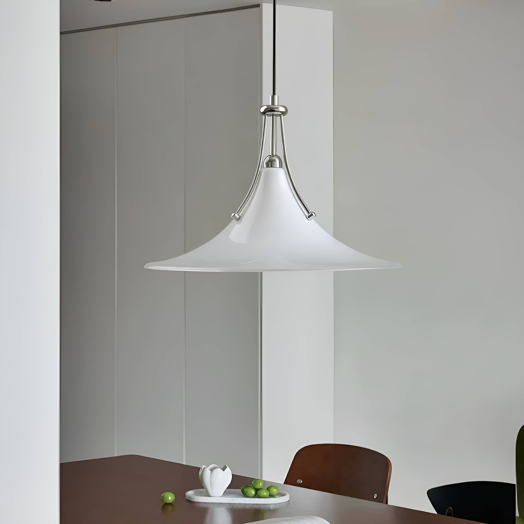 Bauhaus trompet opaalglas hanglamp