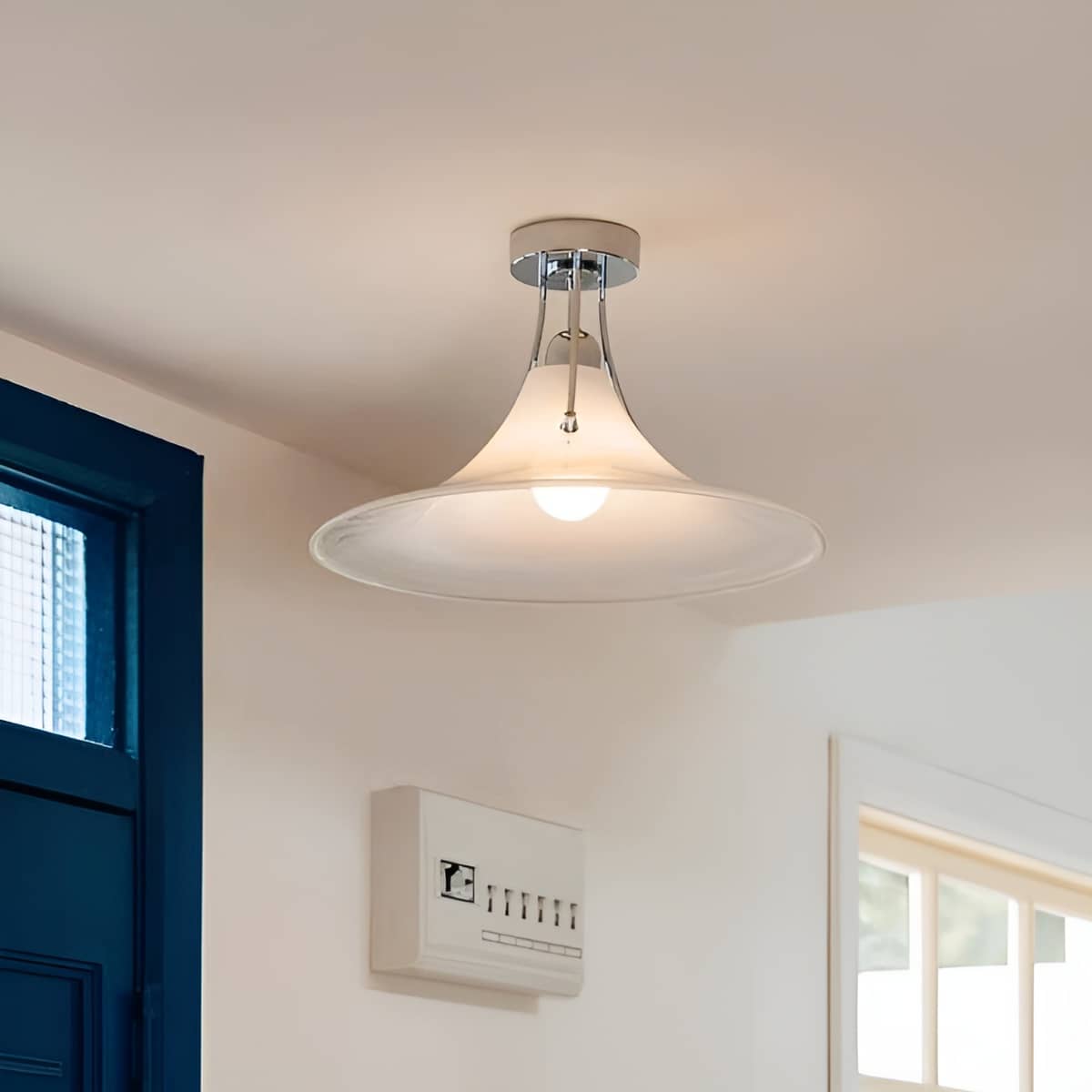 Bauhaus trompet opaalglas plafondlamp