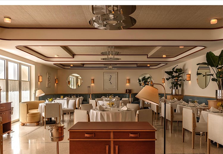 Applique da parete in vetro