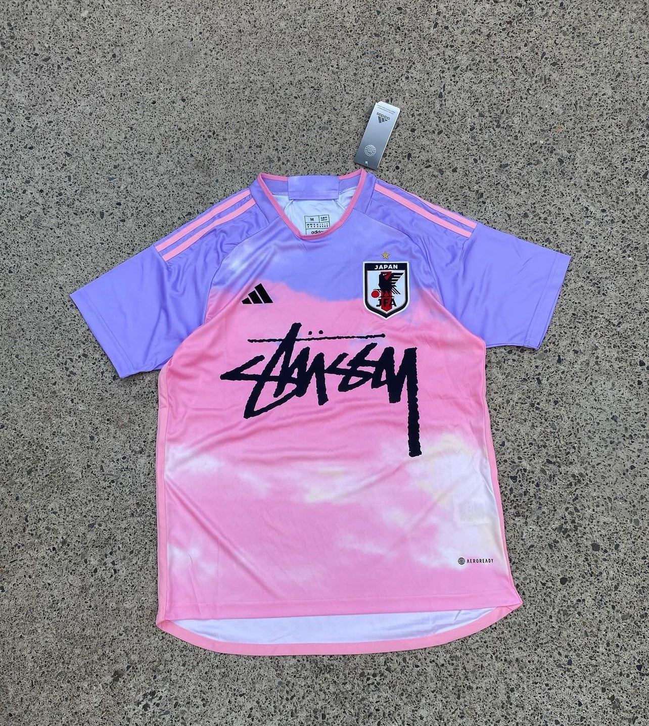 Chemise rose Japon x Stussy - Édition limitée