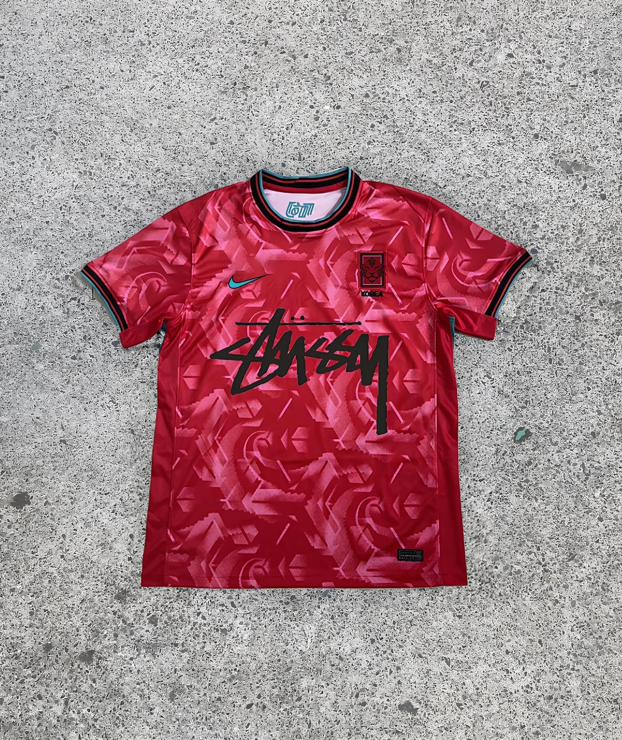 Maillot de football édition spéciale Corée x Stussy