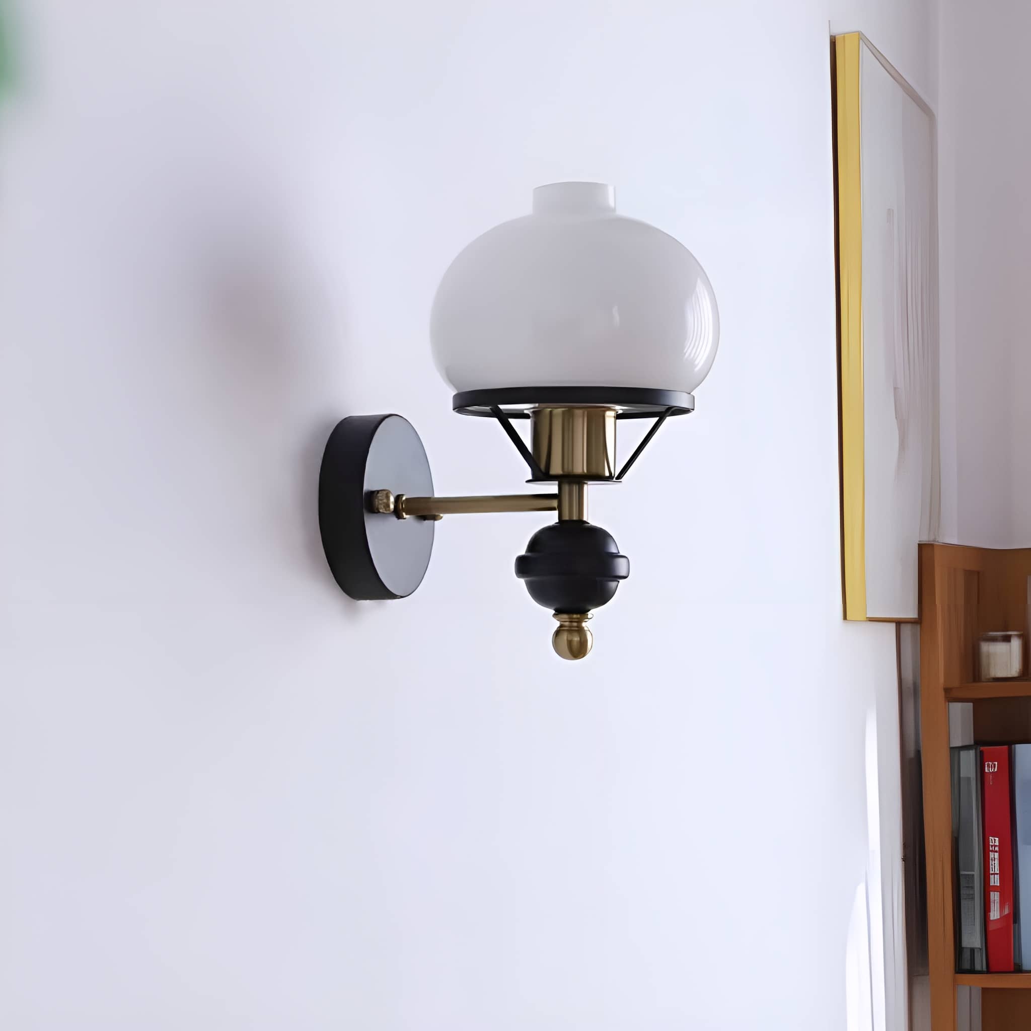 Vintage Bauhaus Opal Globe Wandlamp