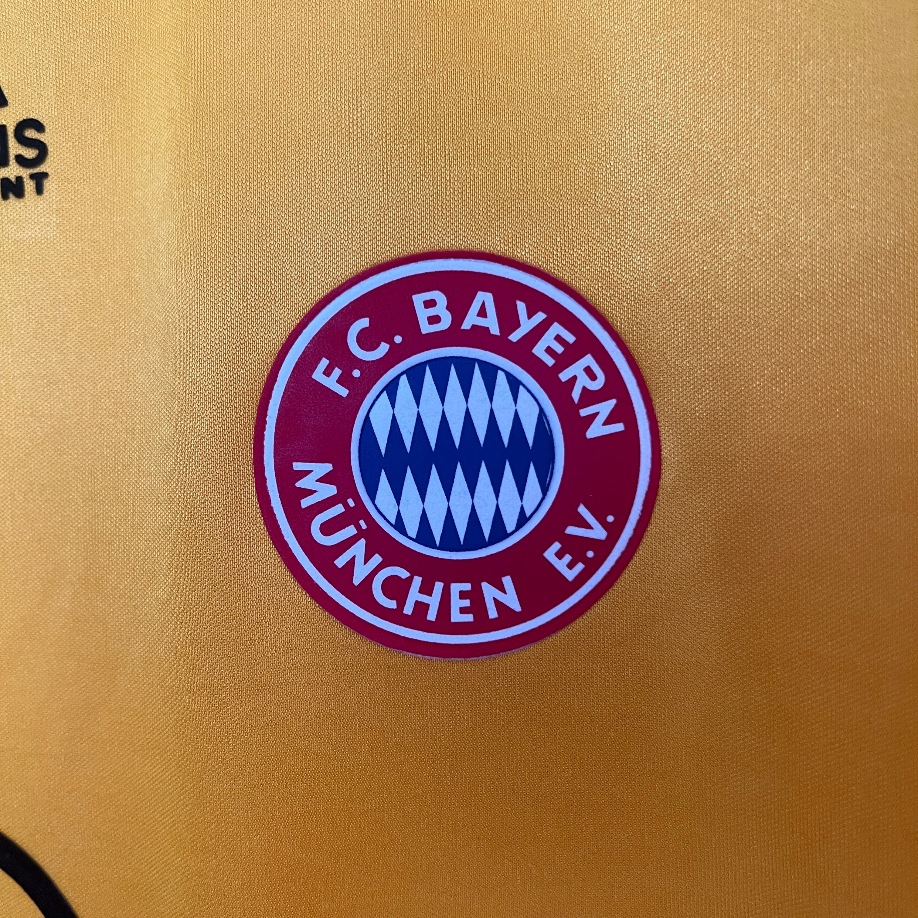 1994/1995 Bayern Munich Away Jersey