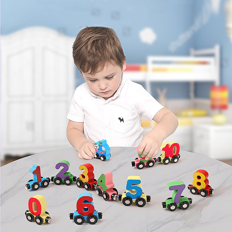 Toytrain – Treno di Legno Magnetico con Numeri per Apprendimento Precoce e Gioco Creativo