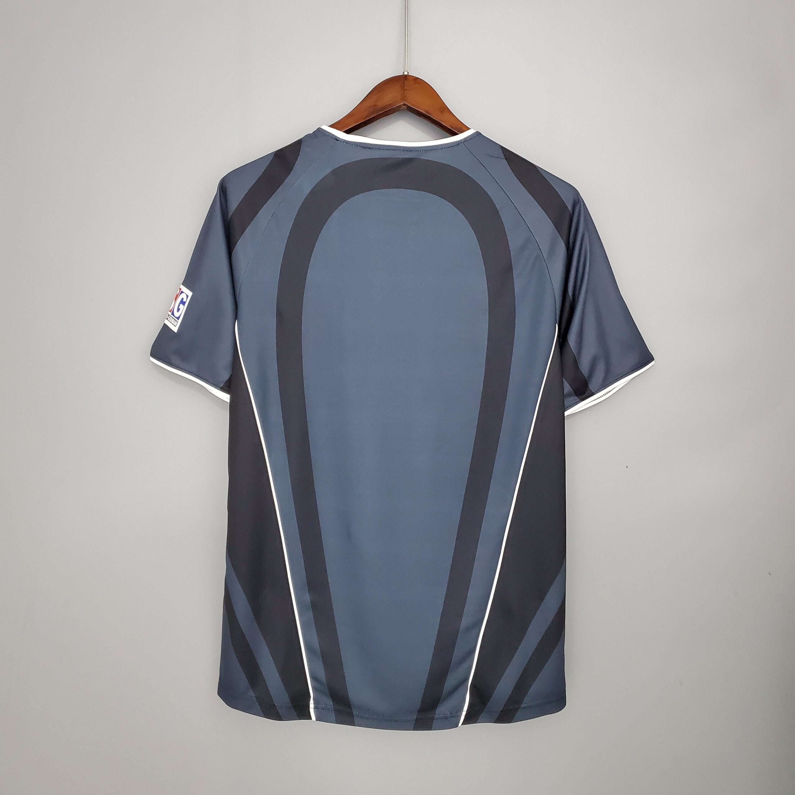 PSG Paris Saint Germain 2001-2002 Retro Shirt