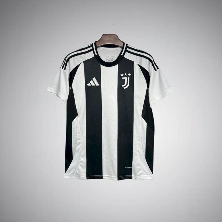 24/25 Juventus Jersey - Home