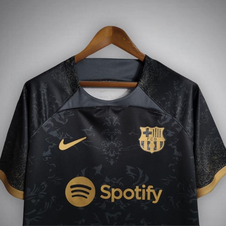 24/25 FC Barcelona Jersey - Golden Knight Edition