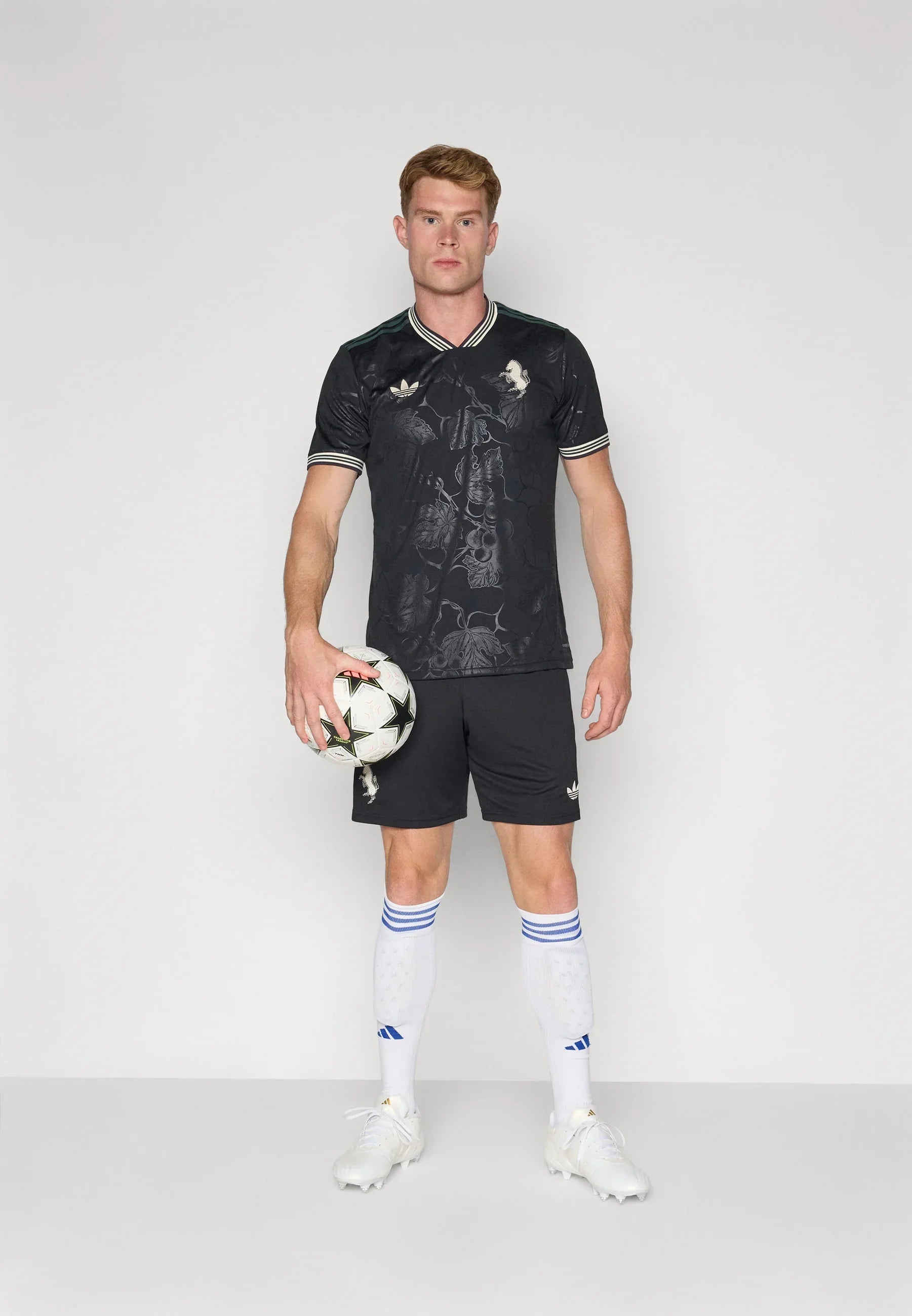 25/26 Juventus Jersey - Third