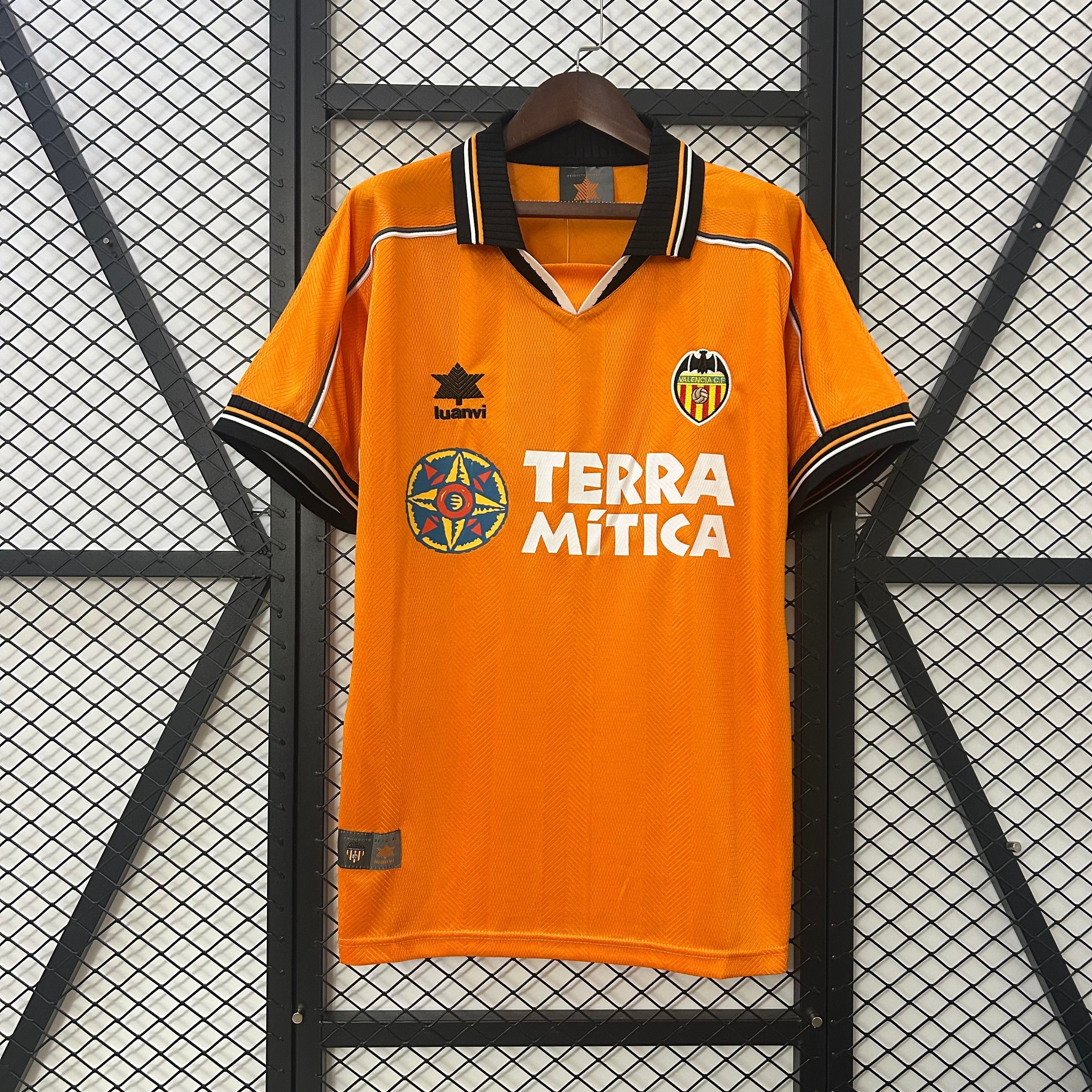 1990/2000 Valencia CF Away Jersey