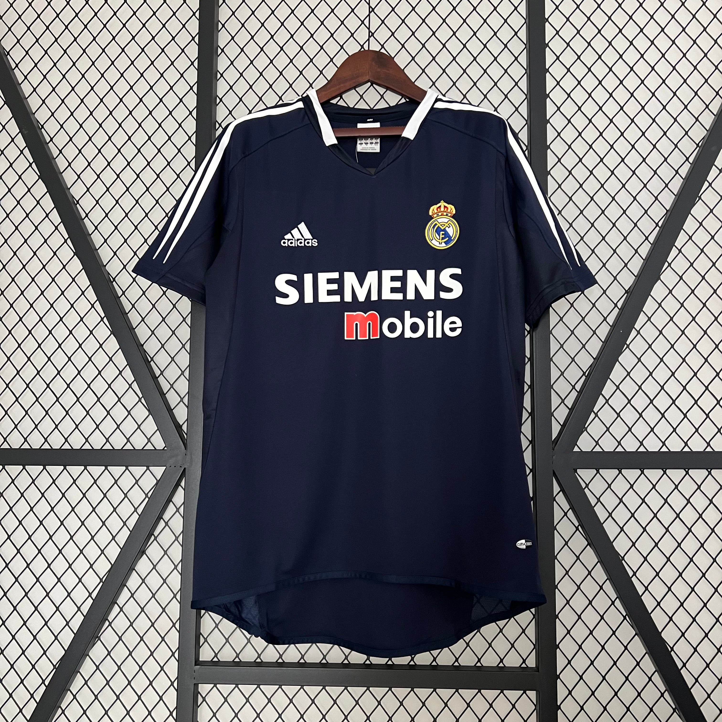 2004/2005 Real Madrid Away Jersey