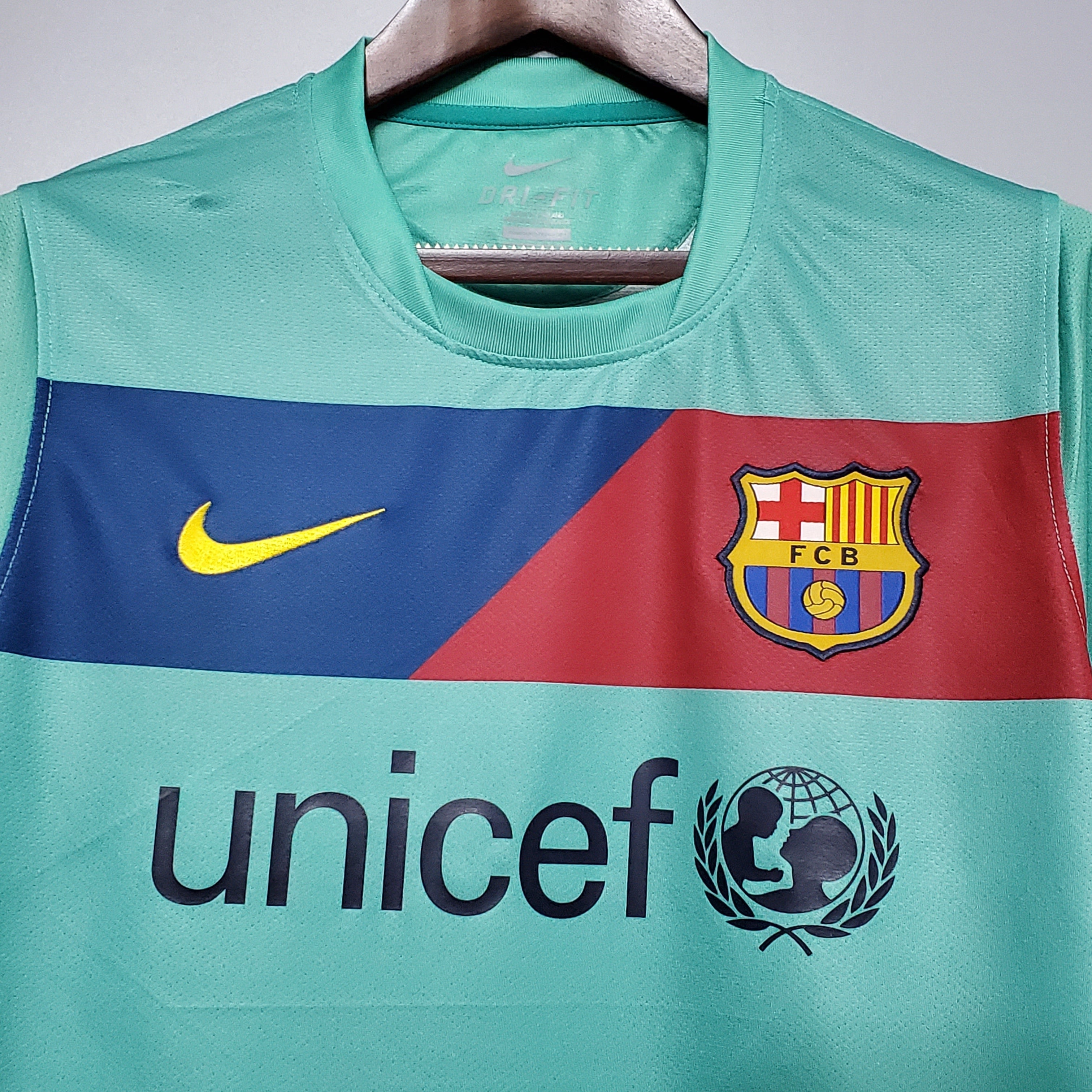 2010-2011 Barcelona Away Retro Shirt