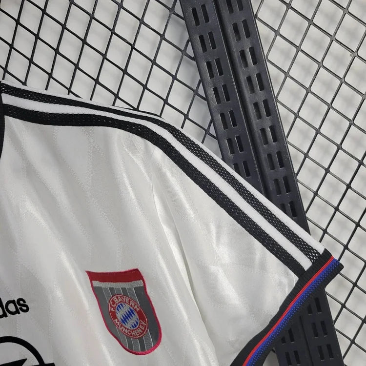 1996-1998 Bayern Munich Retro Away Shirt