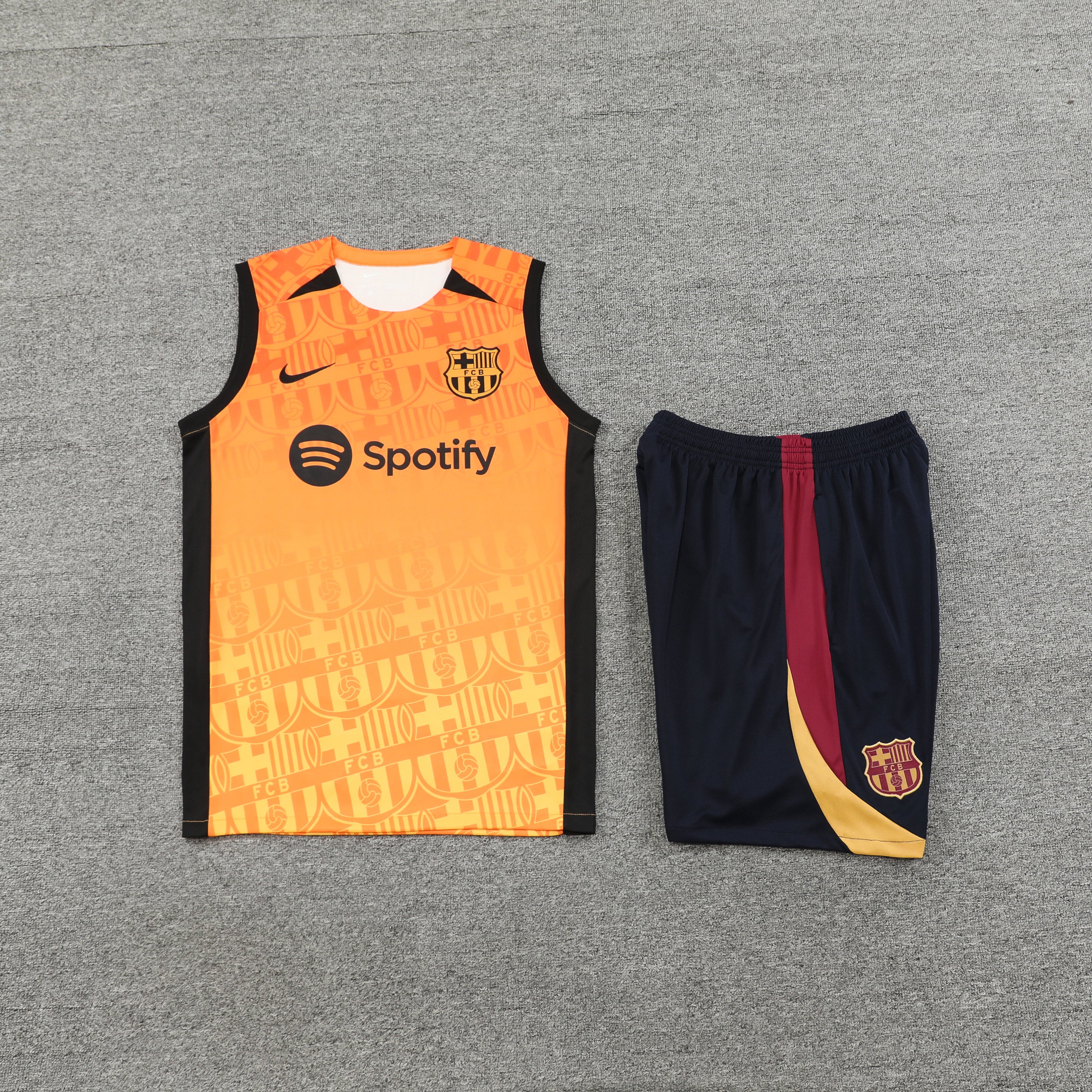 24/25 FC Barcelona Training Set - Orange