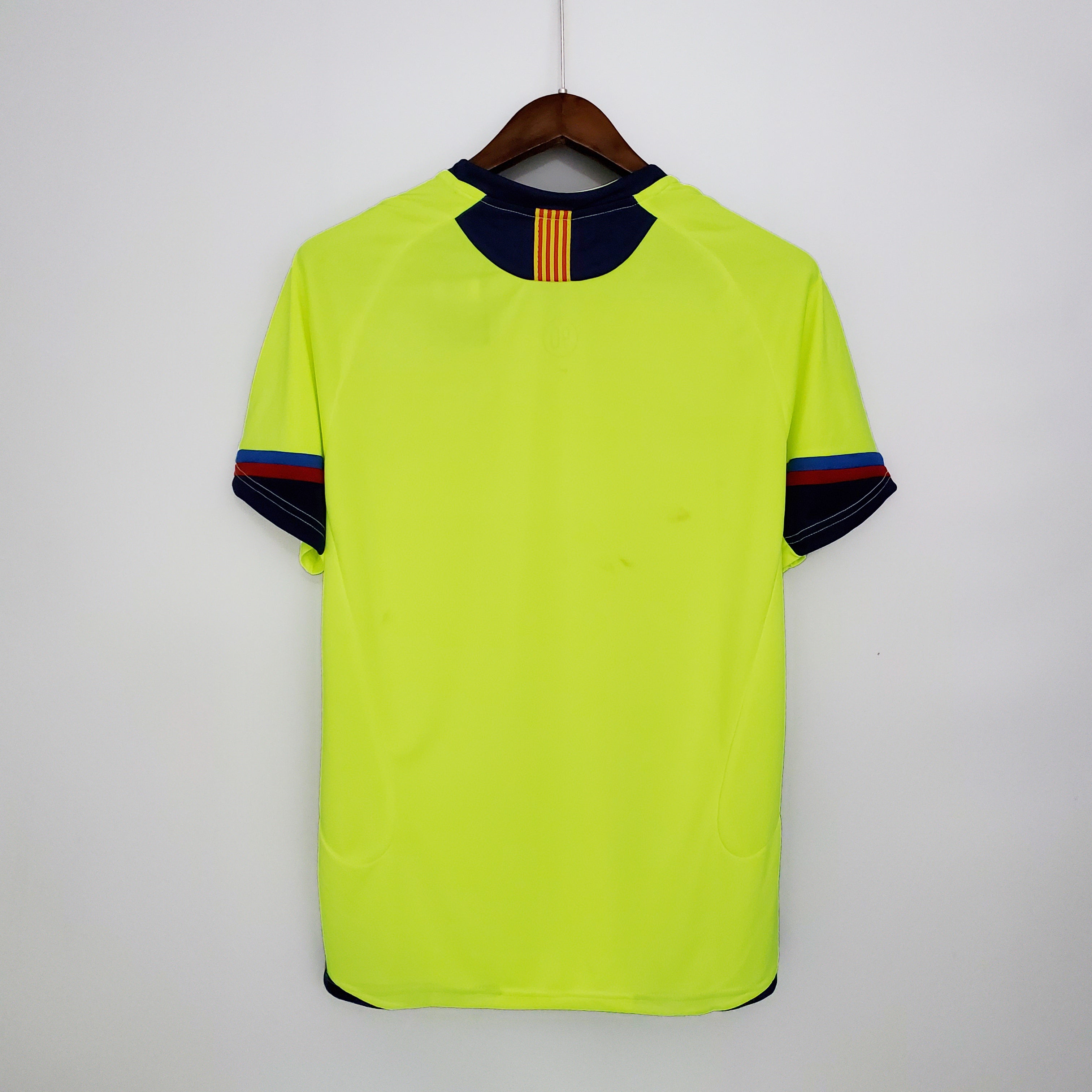 2005/2006 Barcelona Away Jersey