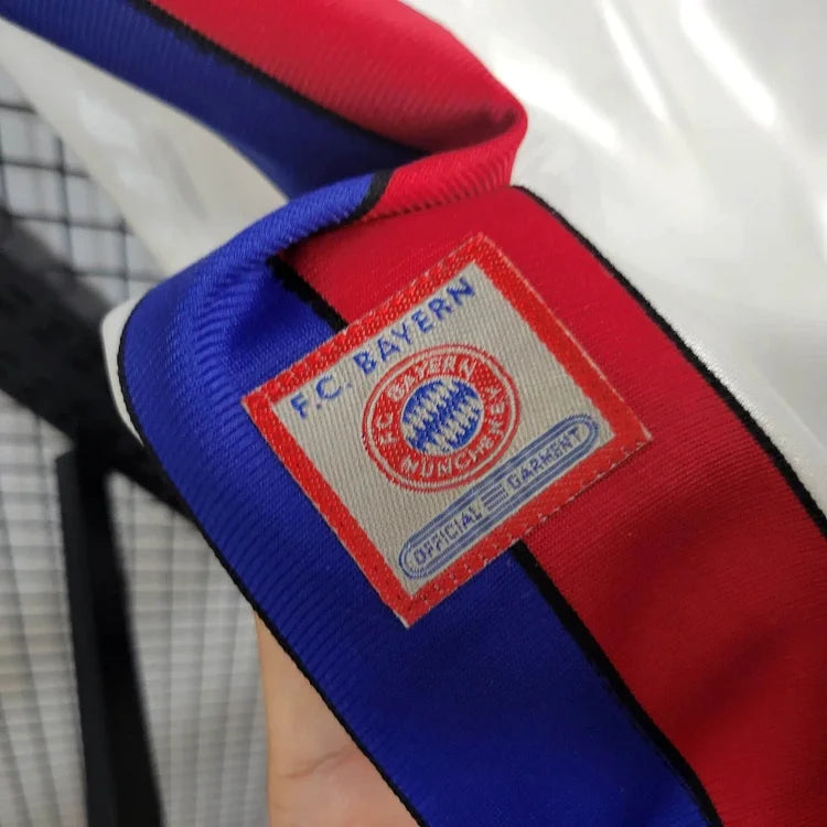 1996-1998 Bayern Munich Retro Away Shirt