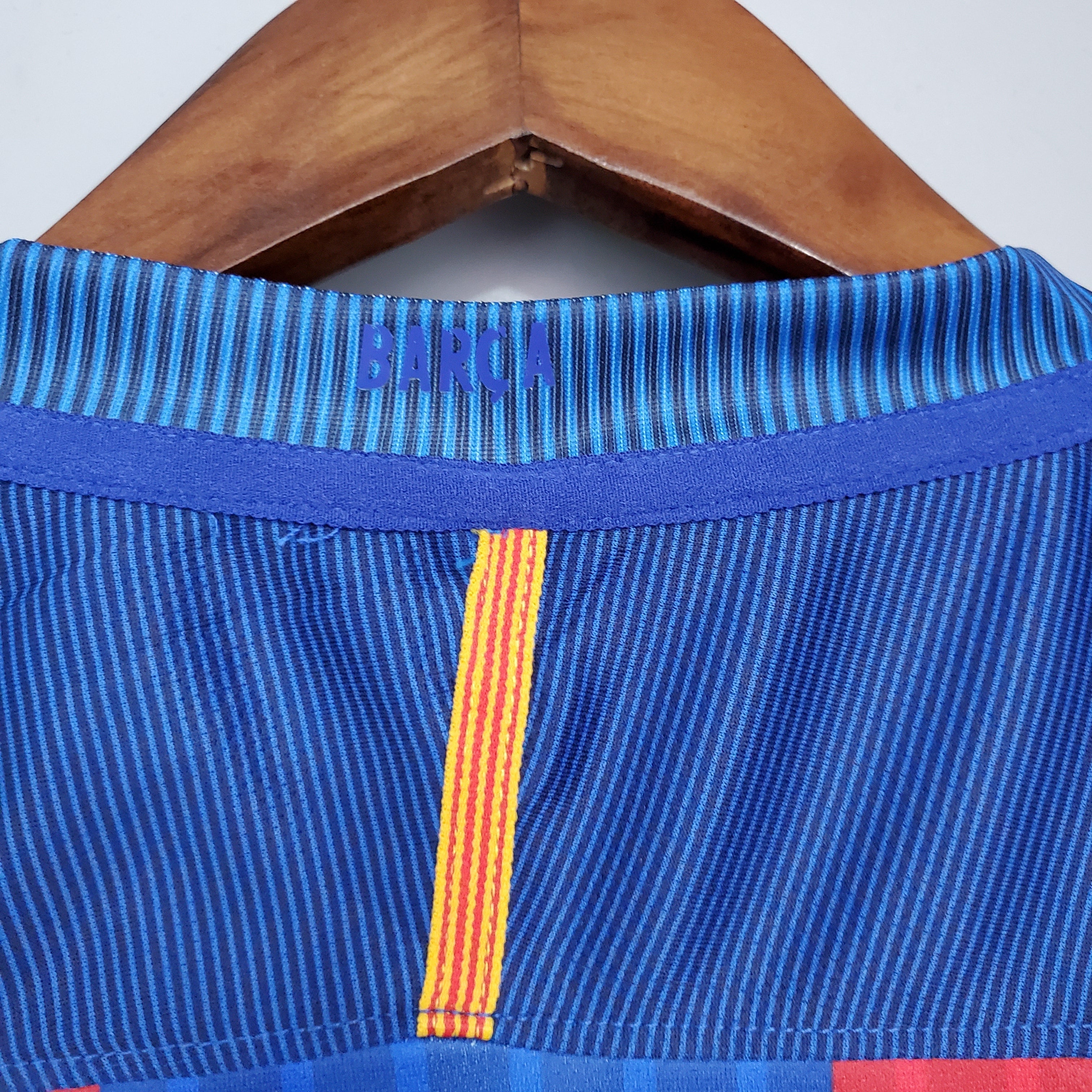 2016/2017 Barcelona Home Jersey