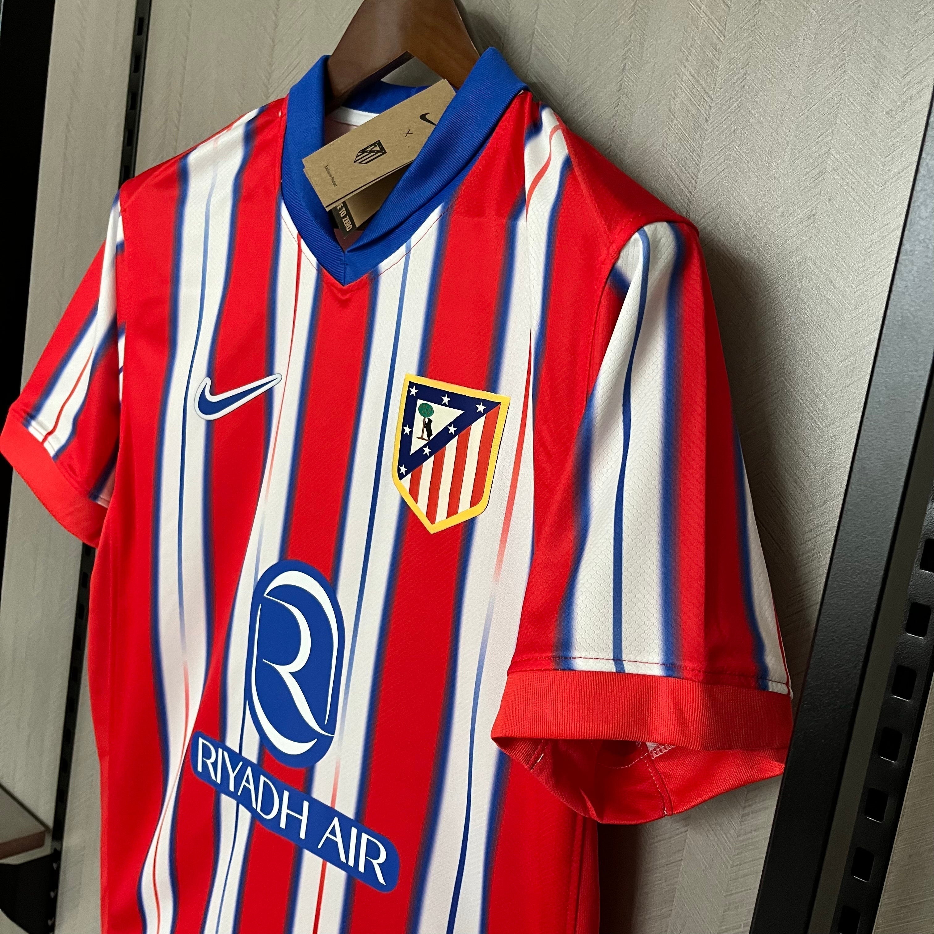 24/25 Atletico Madrid Jersey - Home
