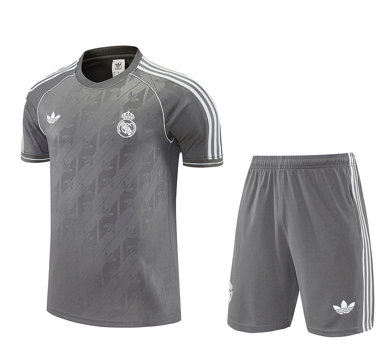 25/26 Real Madrid Training Set