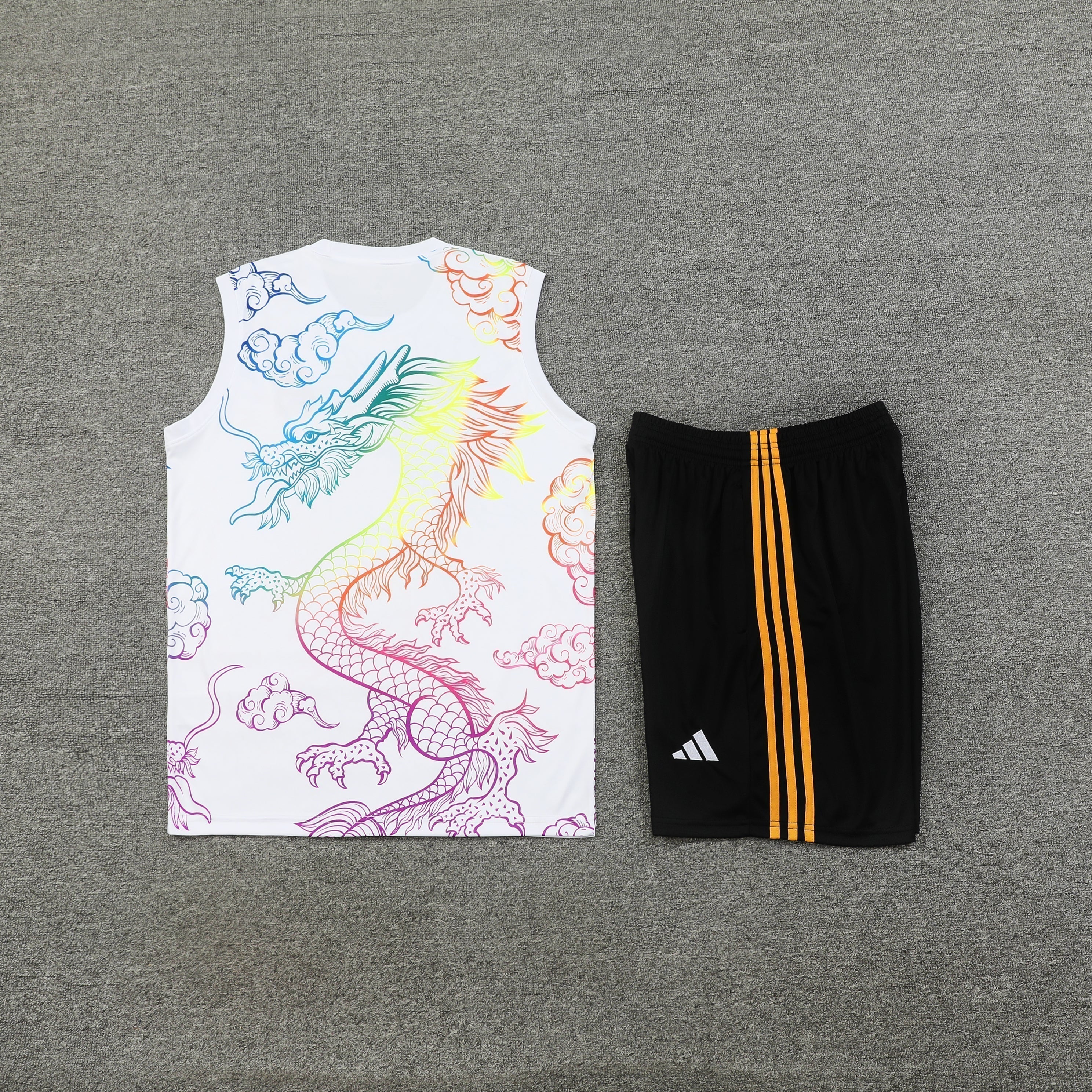 24/25 Real Madrid Training Set - White Dragon Edition