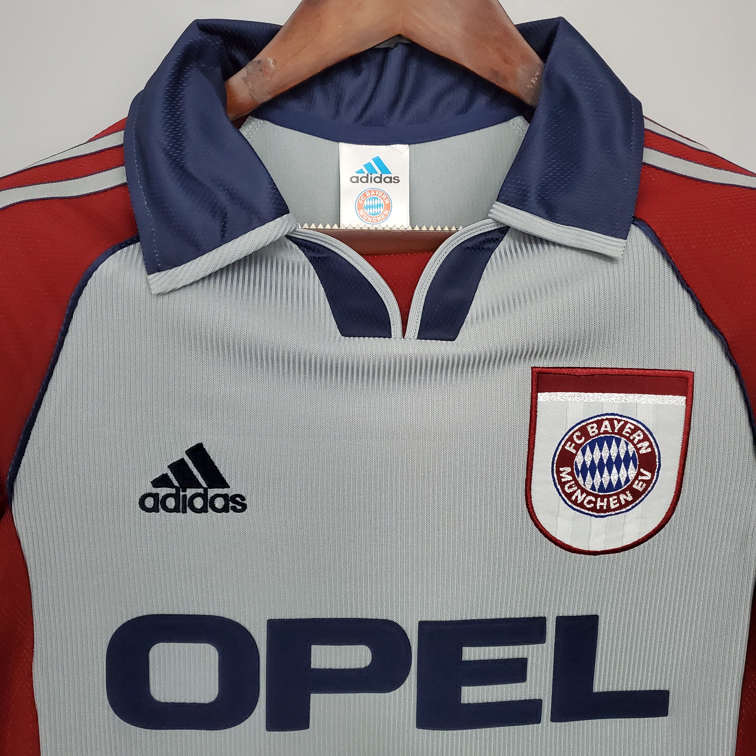 1998/1999 Bayern Munich Away Jersey