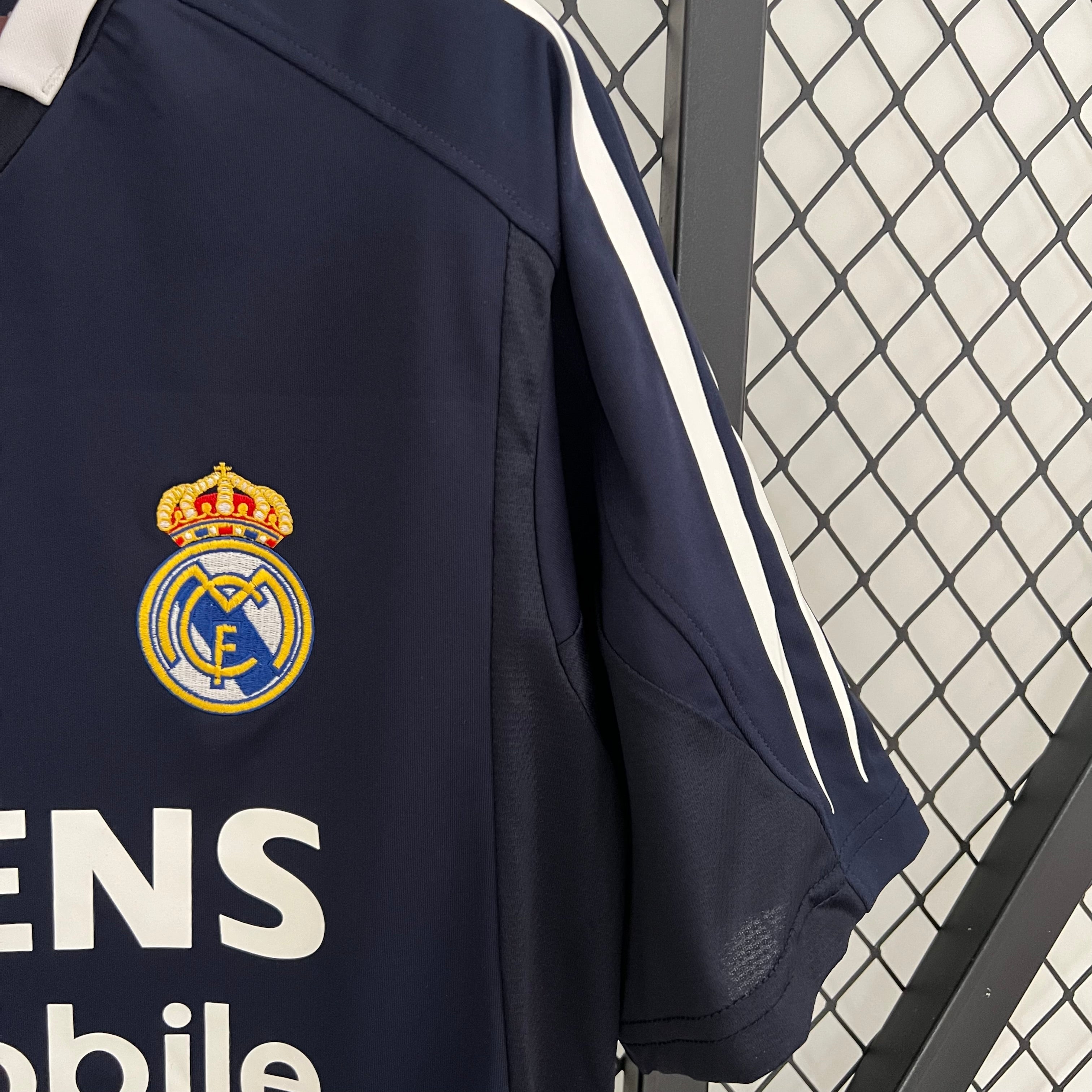 2004/2005 Real Madrid Away Jersey