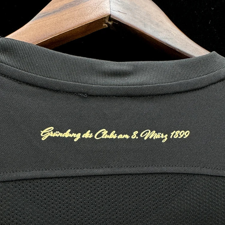 2023-2024 Eintracht Frankfurt 125th Anniversary Special Edition Shirt - Black