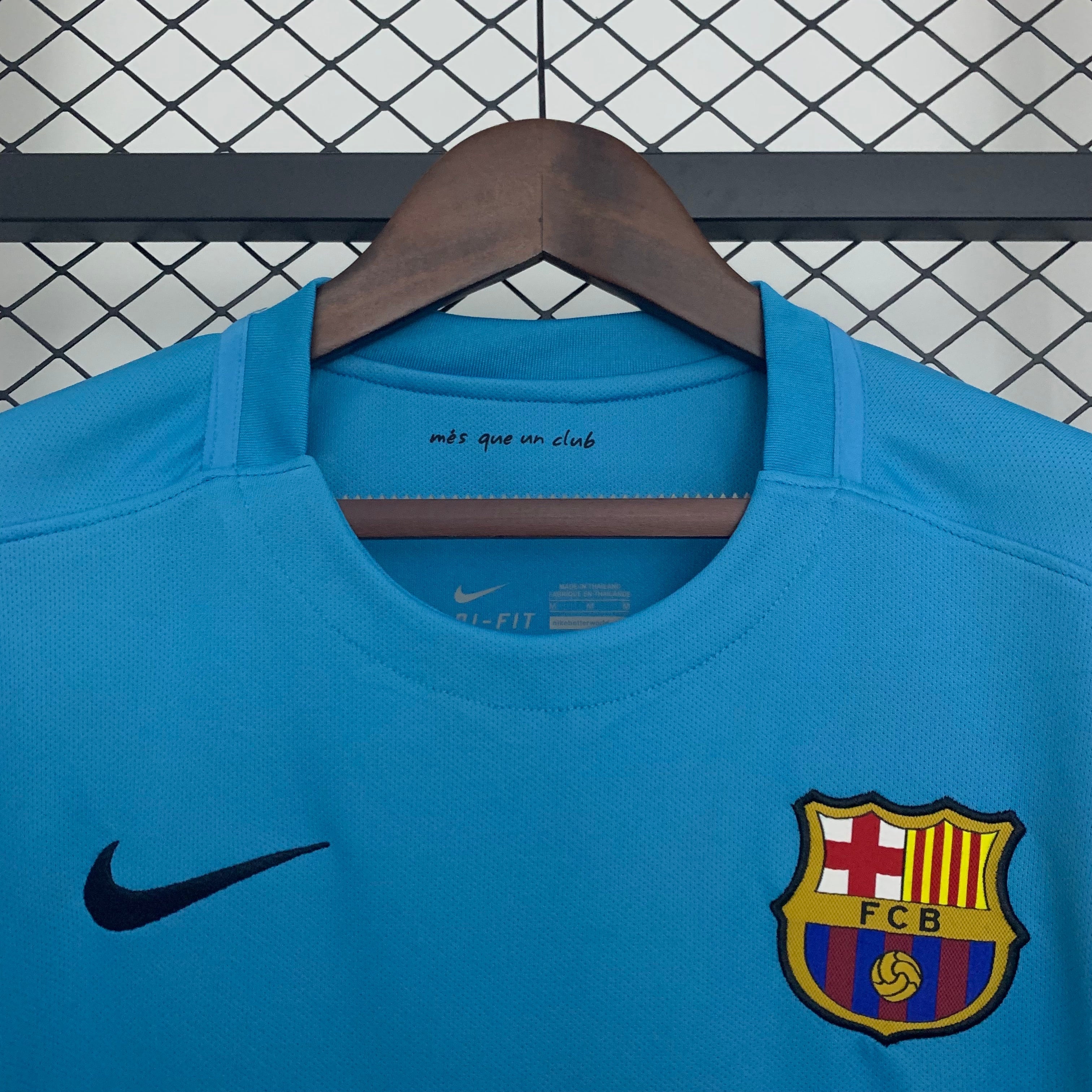 2015/2016 Barcelona Third Jersey