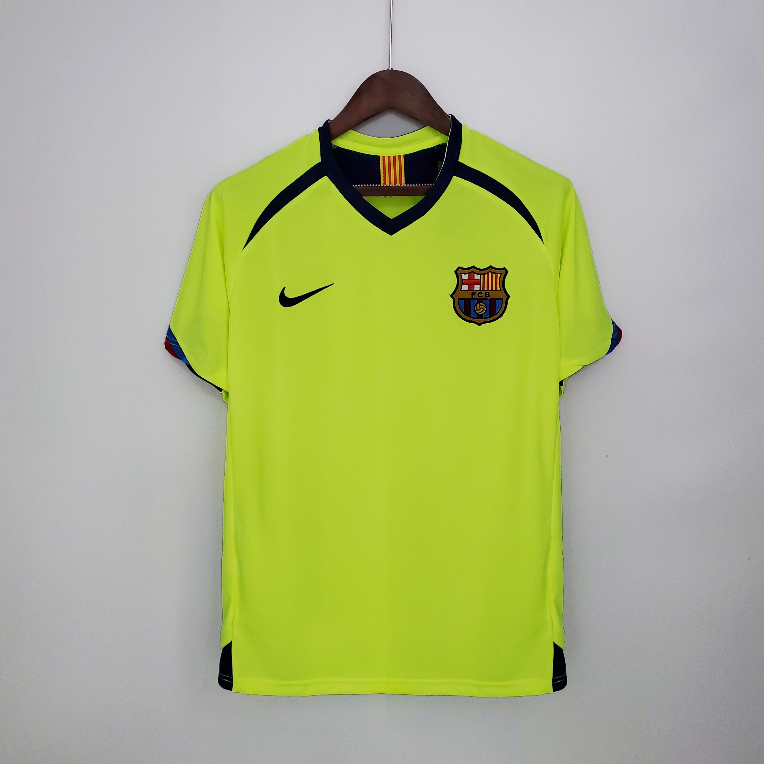 2005/2006 Barcelona Away Jersey