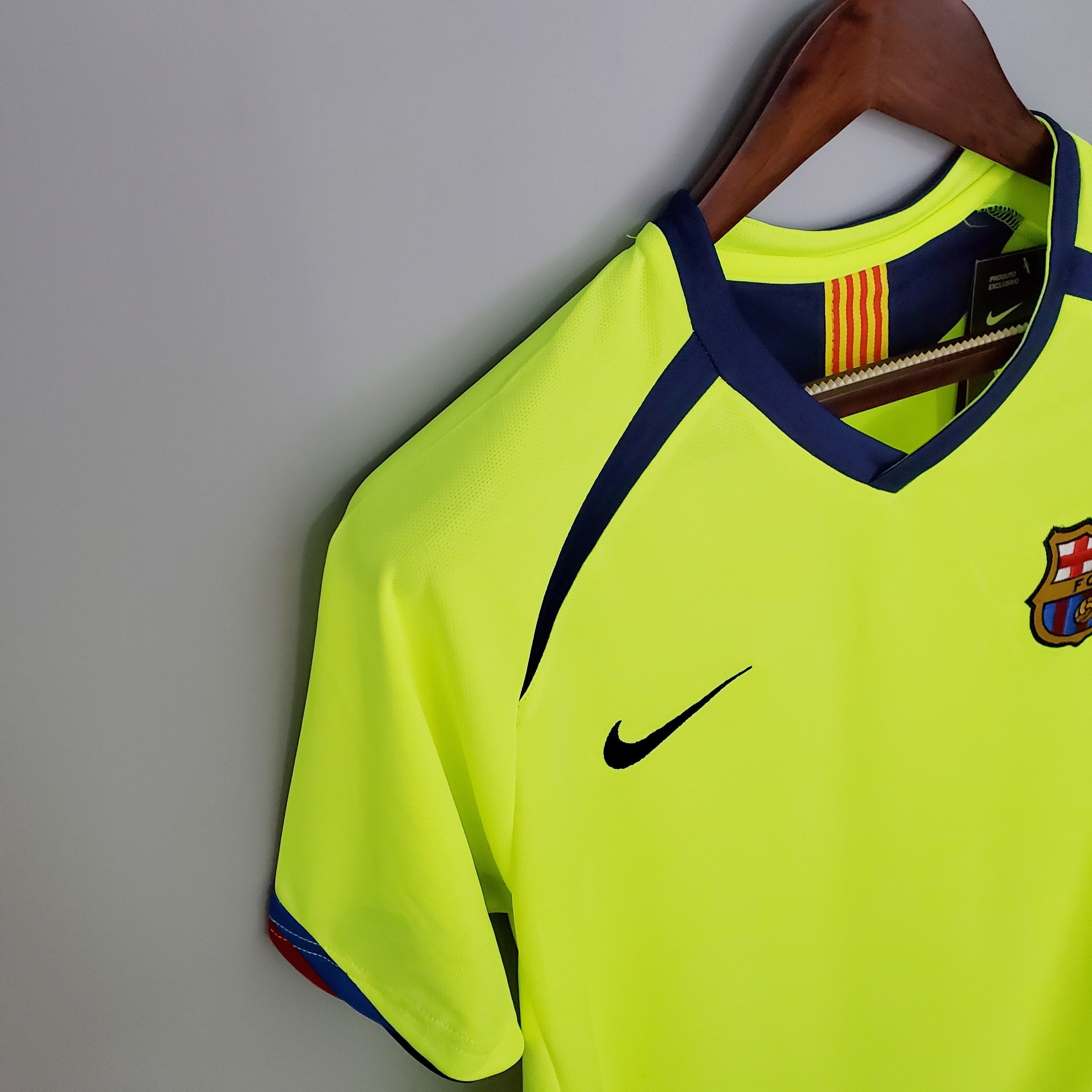 2005/2006 Barcelona Away Jersey